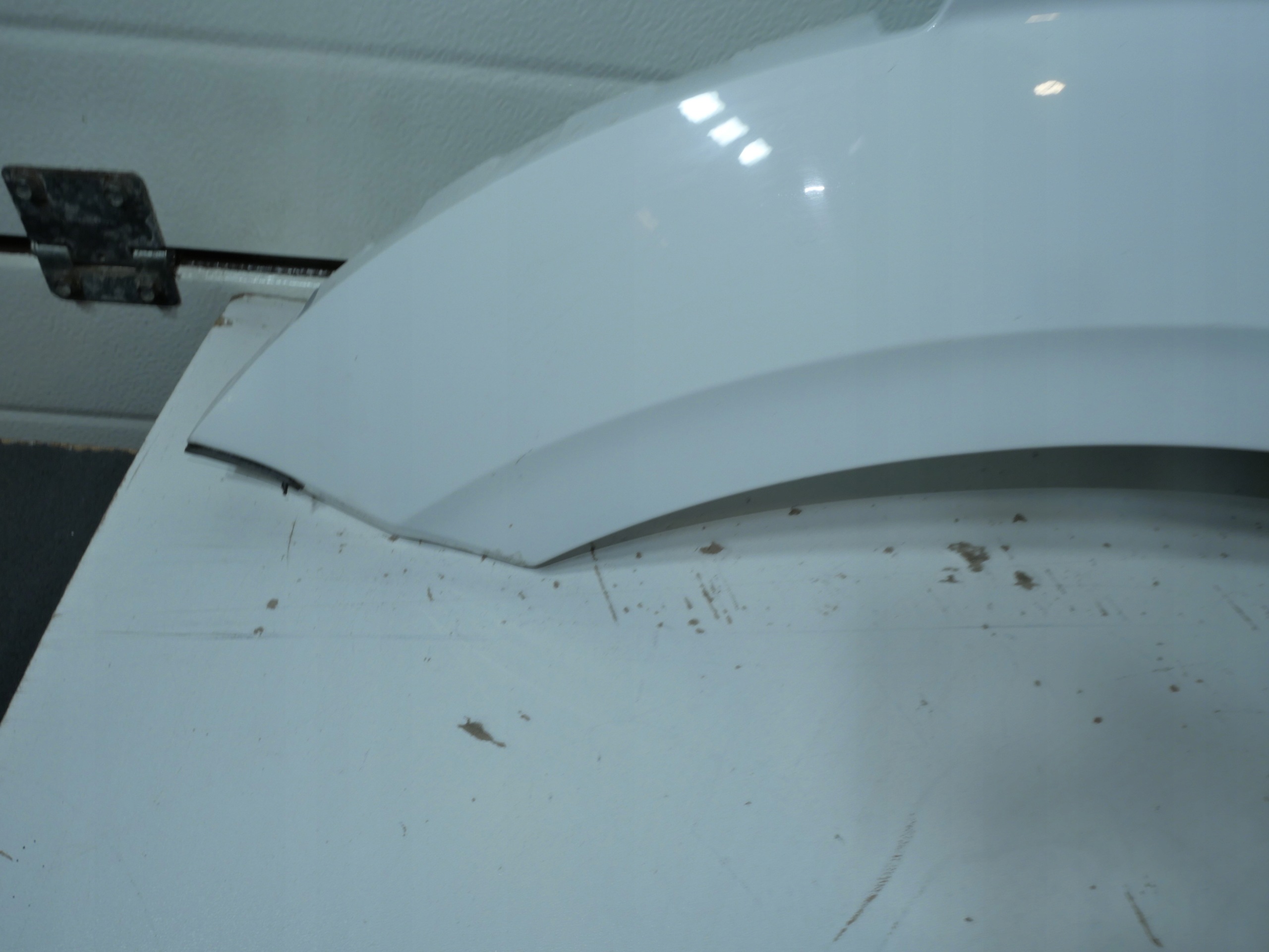 fender front front MERCEDES SPRINTER A906 right