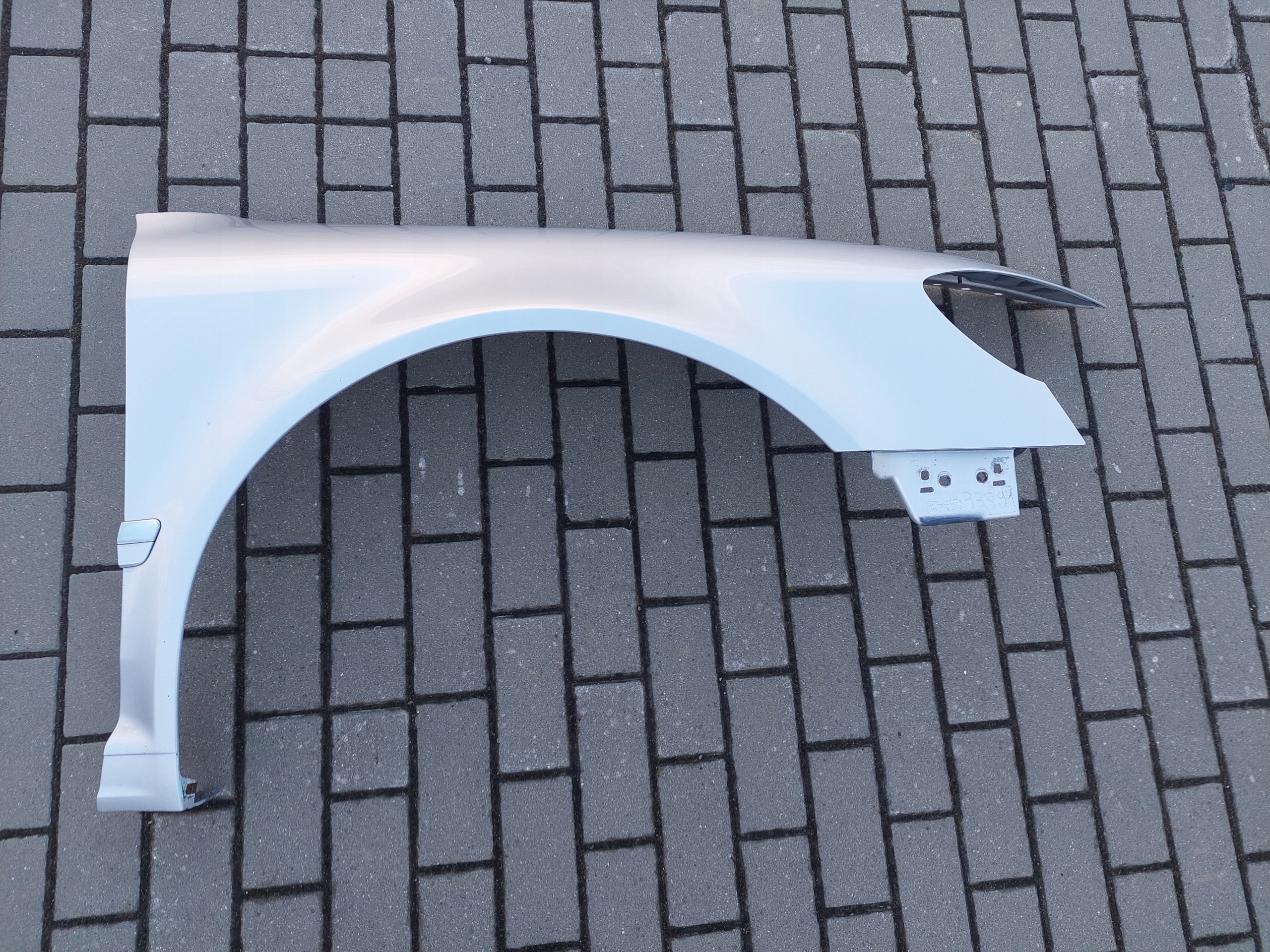 fender front front right 3D0821022K VW PHAETON LIFT LA7W