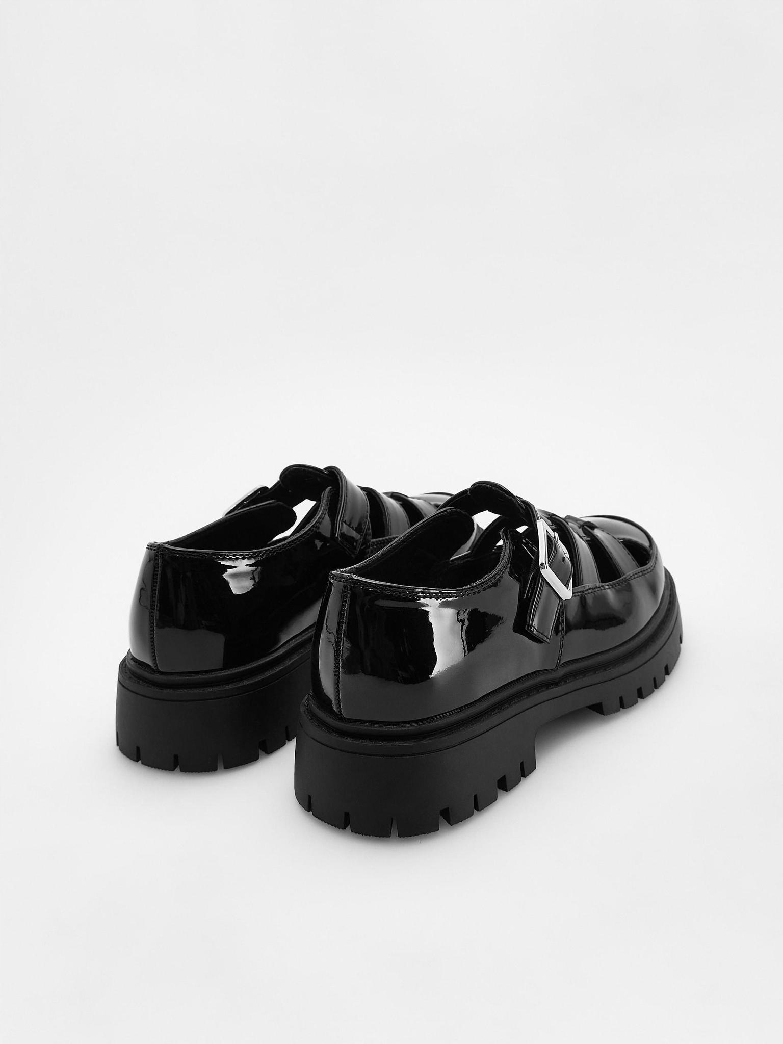 CZARNE KLASYCZNE LAKIEROWANE BUTY LOAFERSY ZAPINANE SPRZĄCZKA PASKI 37 Rozmiar 37