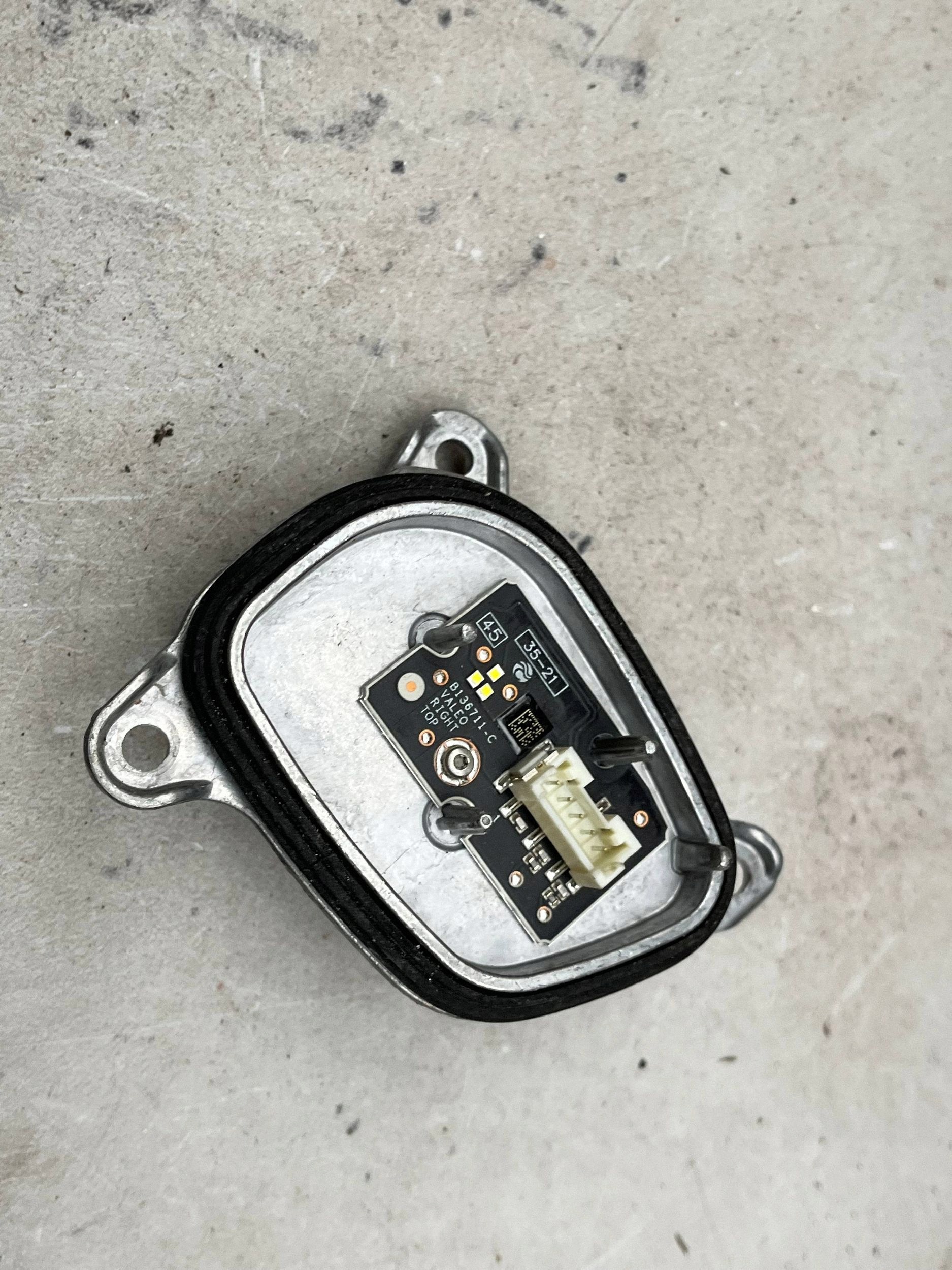control unit LED REFLEKTORA VOLKSWAGEN GOLF VIII 5H0998478A @M
