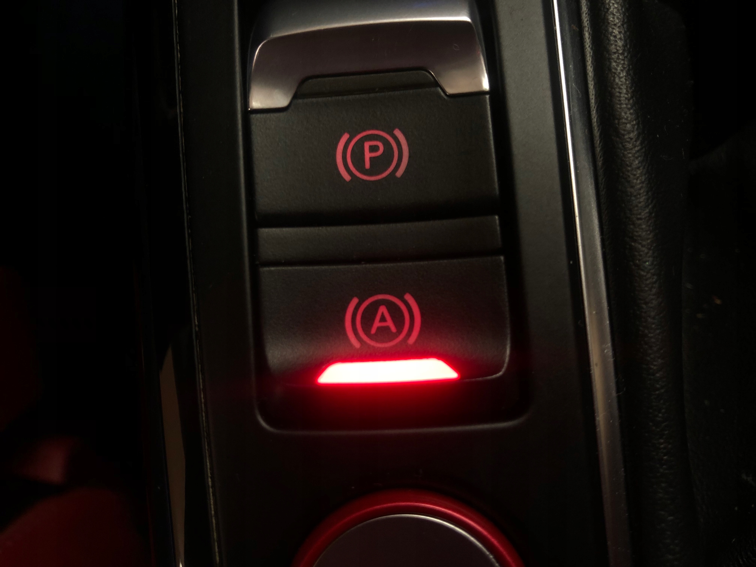 system ruszania pod górę AUTO HOLD AUDI A3 8V SYSTEM WSPOMAGANIA RUSZANIA POD GÓRĘ MONTAŻ KODOWANIE,  Używany • Cena • Opinie main image 1