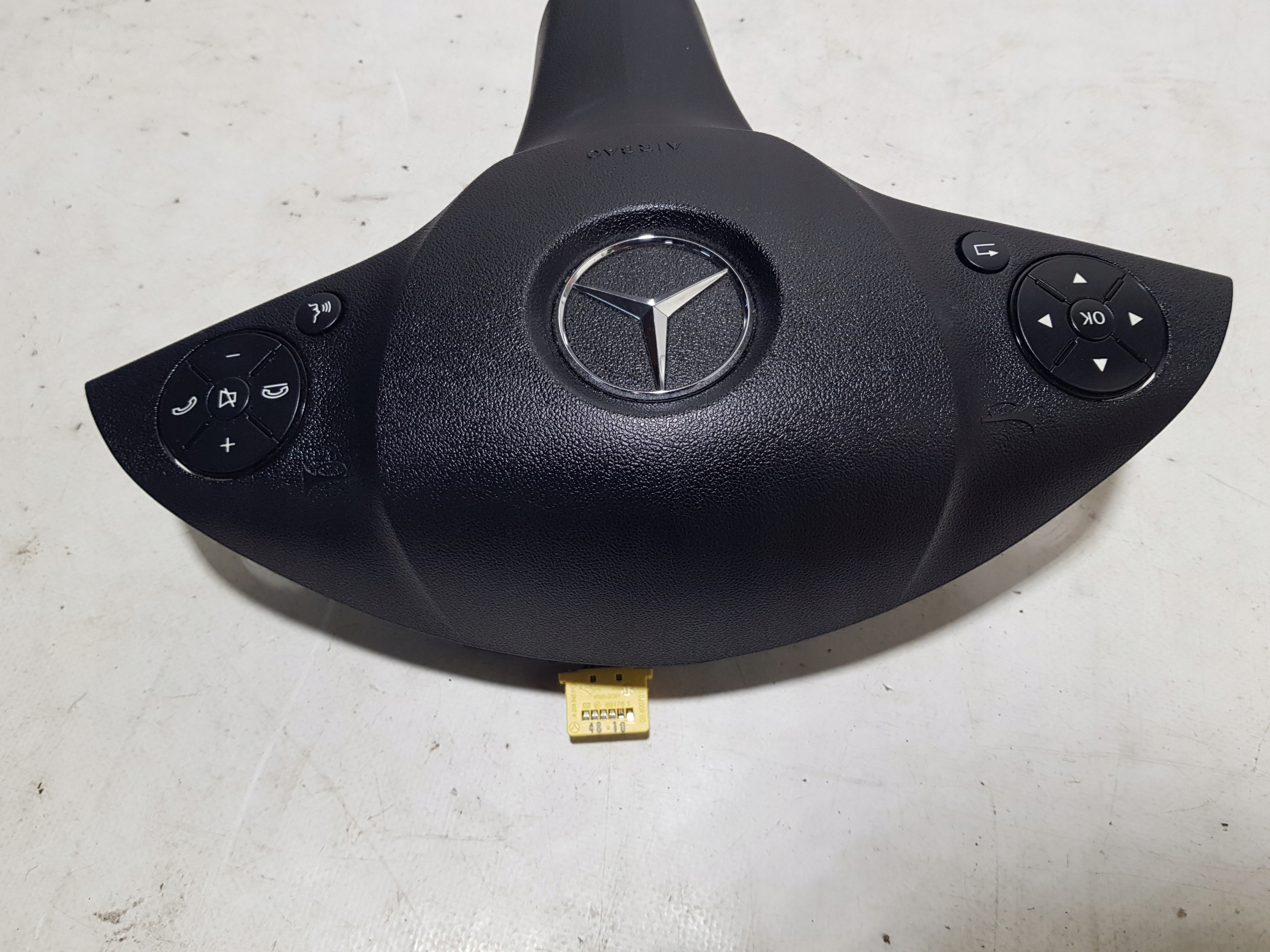 MERCEDES W204 airbag driver´s 2048605502