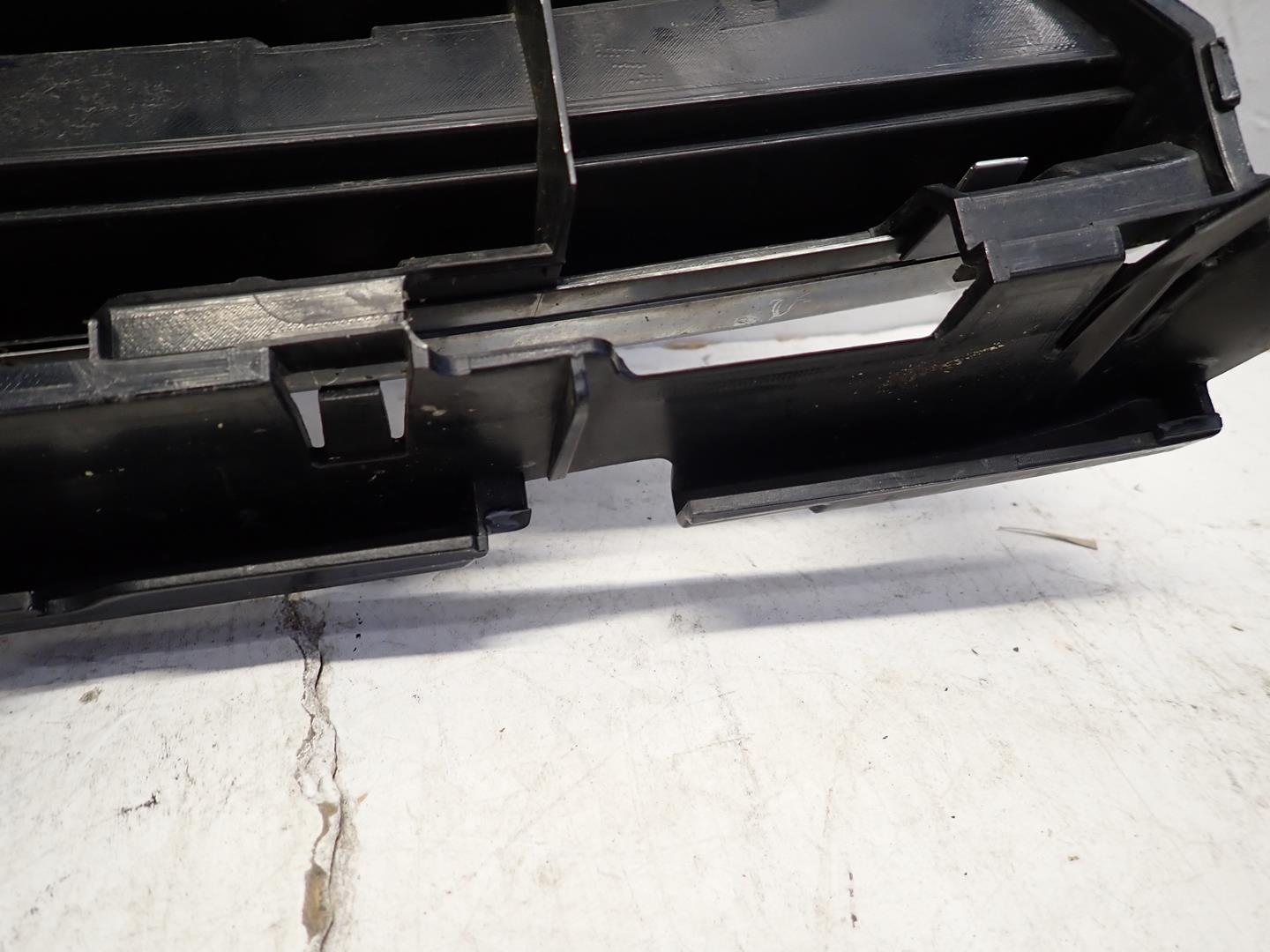 Grill MINI COOPER R55 R56 2006- 160844-00