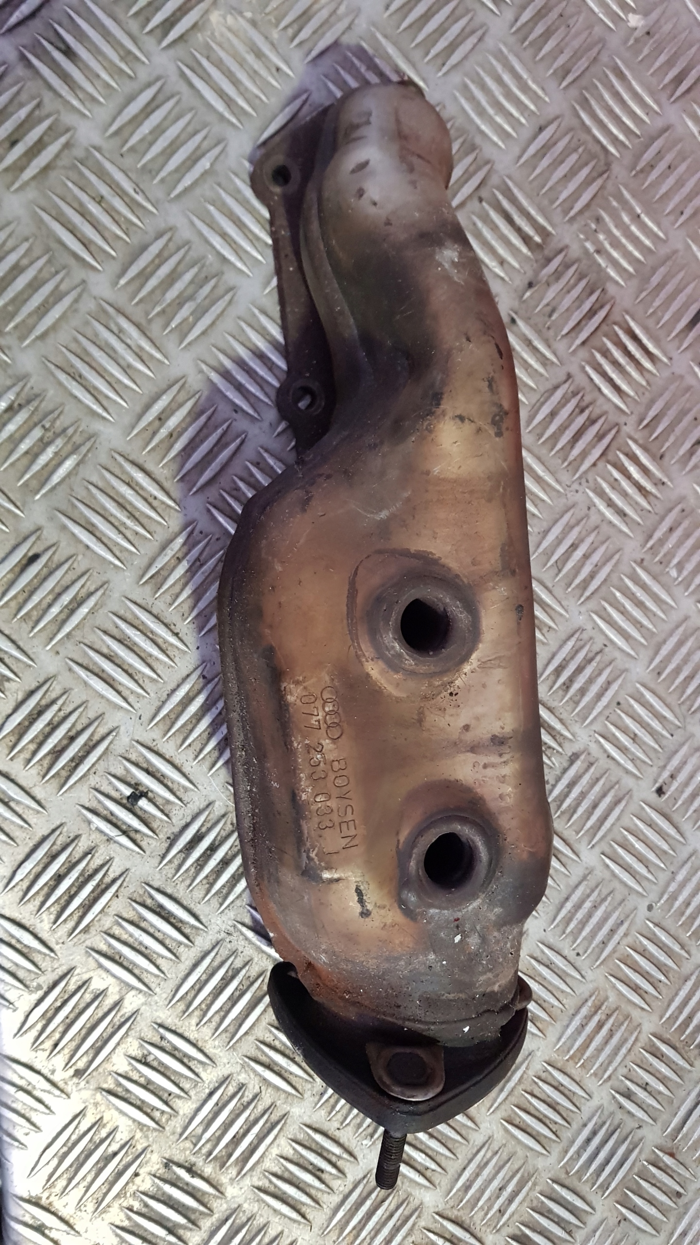 AUDI A6 C5 A8 D2 4.2 ispušna grana 077253033J