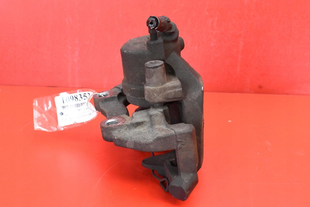 caliper brake right front FORD GRAND C-MAX MK2 2.0 TDCI 115 KM 10-15