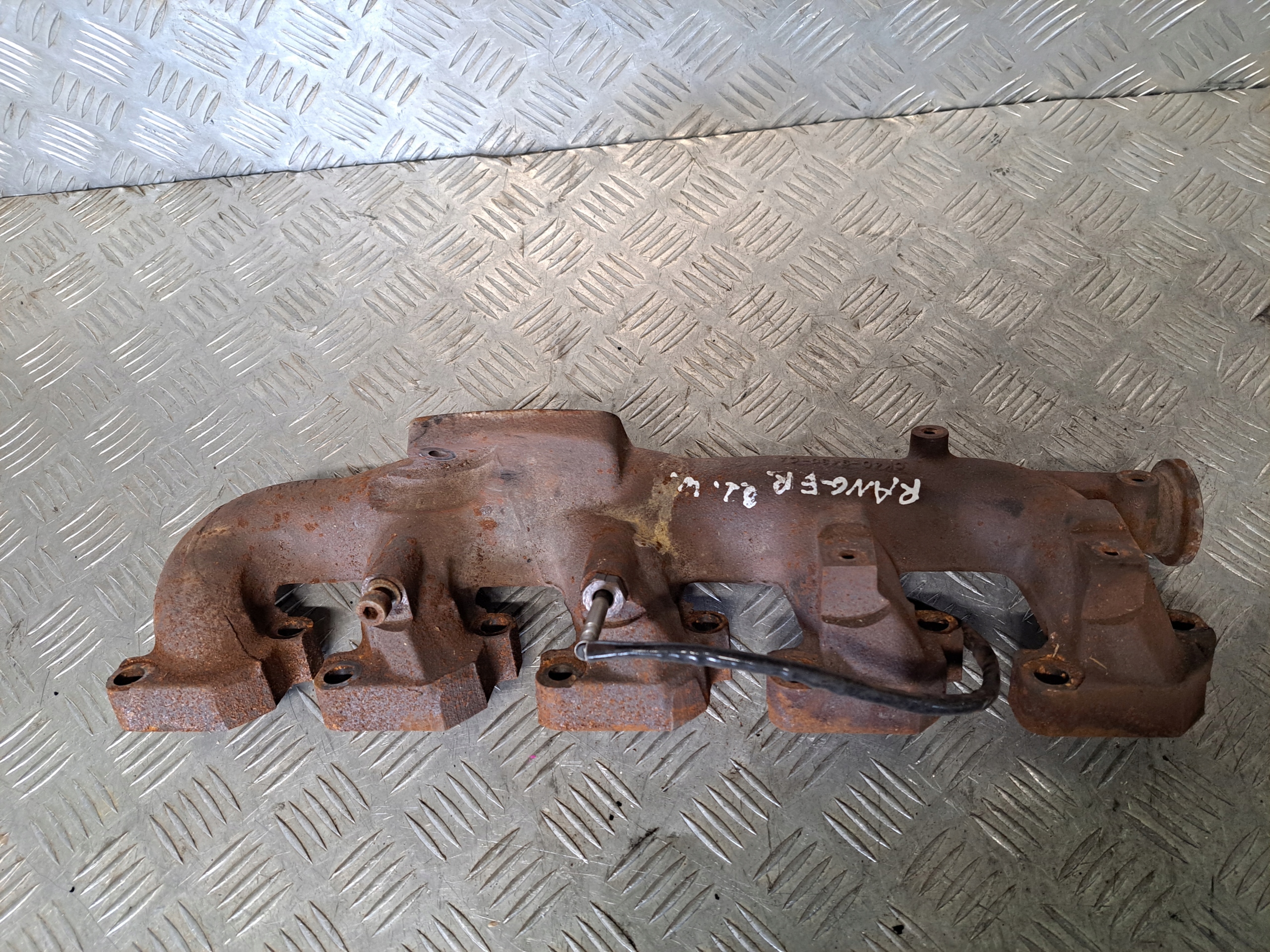 Ford OE CK4Q-9430-CA коллектор выпускной