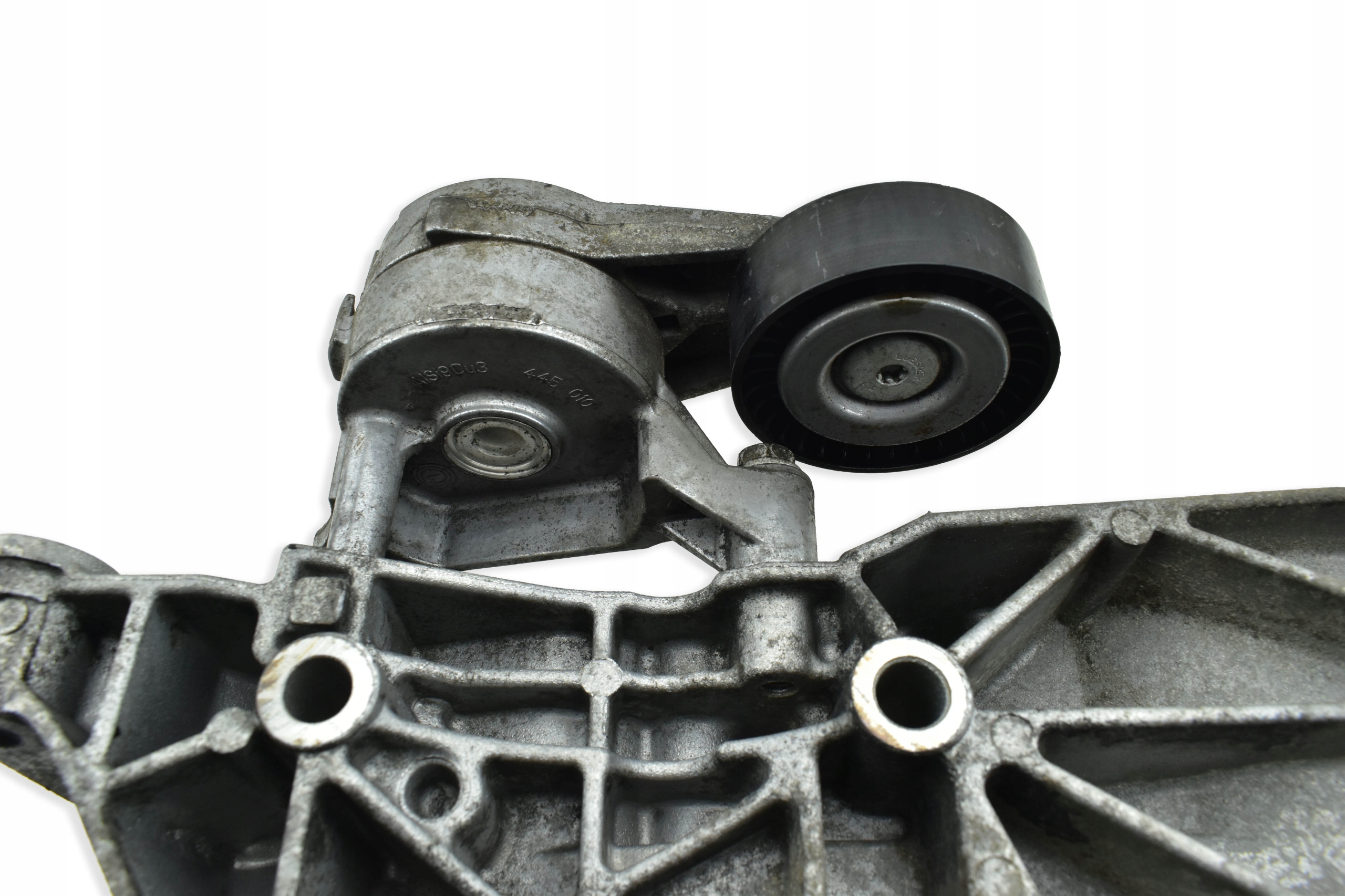 supporto alternatore tenditore AUDI A3 8P VW TOURAN e 2.0 TDI 03G903143F