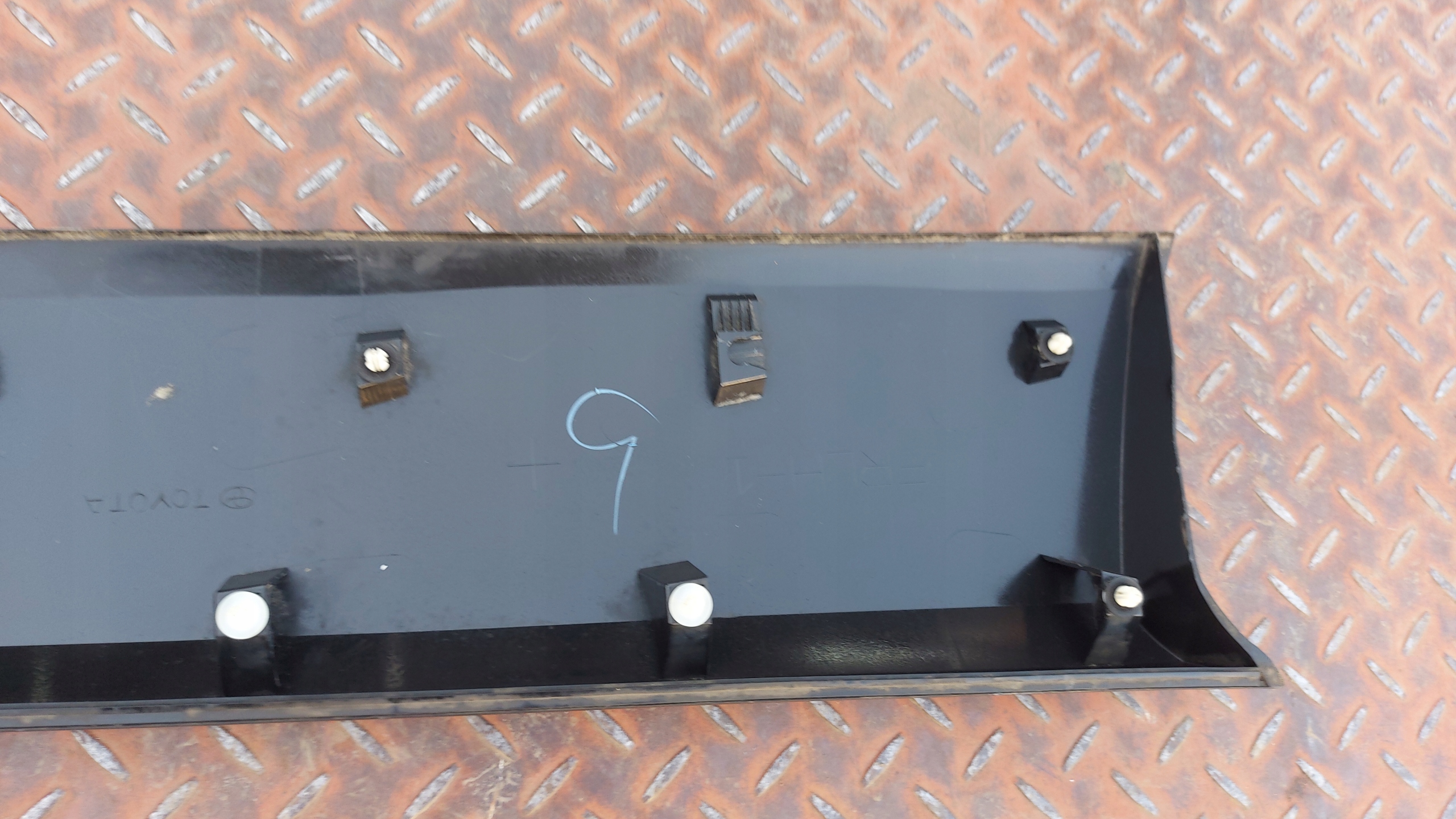 moulding door left front TOYOTA CHR C-HR 16