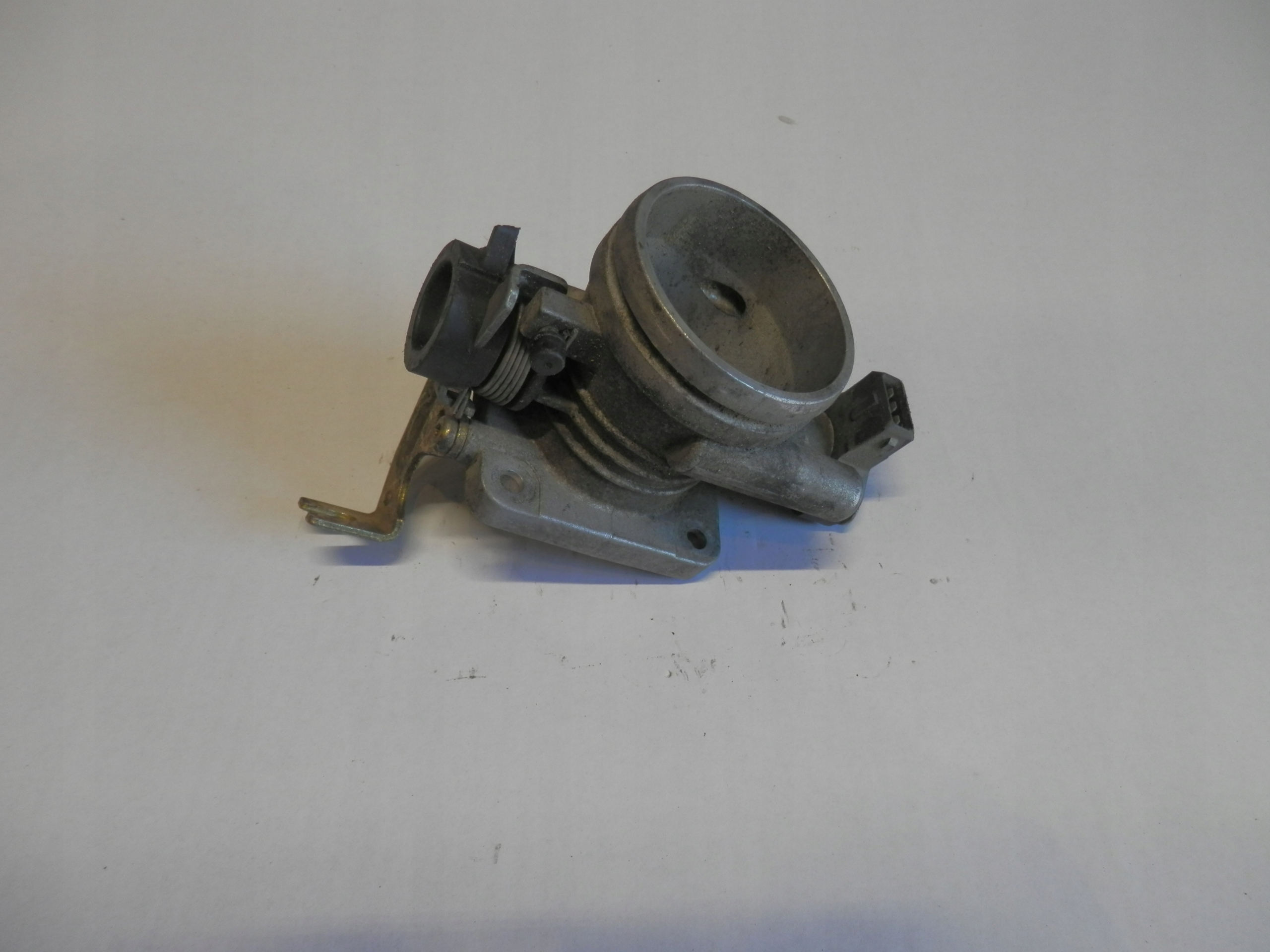 ROVER 25 и 1.6 16V ДРОССЕЛЬНАЯ ЗАСЛОНКА MHB000100