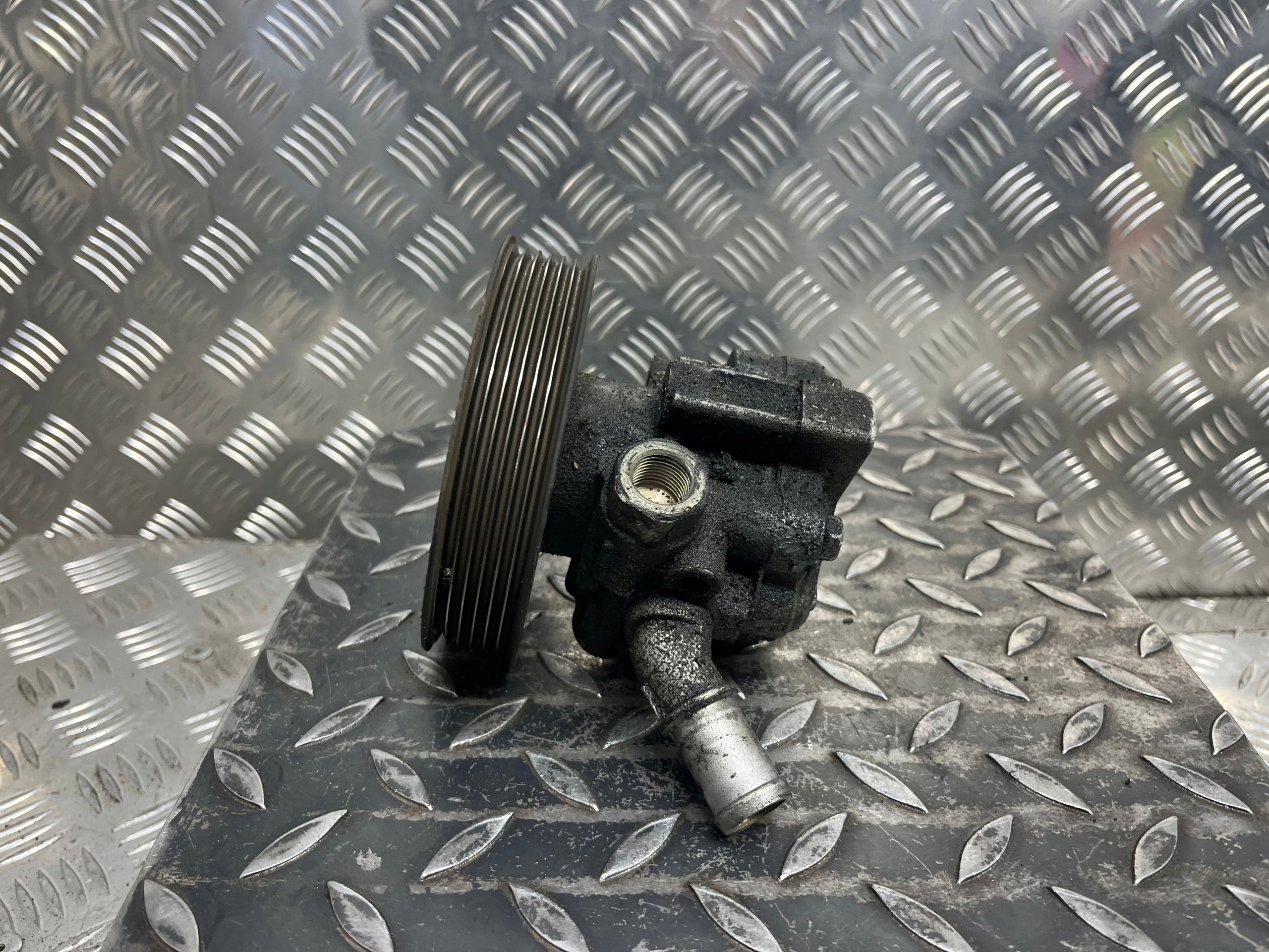 Pompa servosterzo OPEL INSIGNIA 13309336