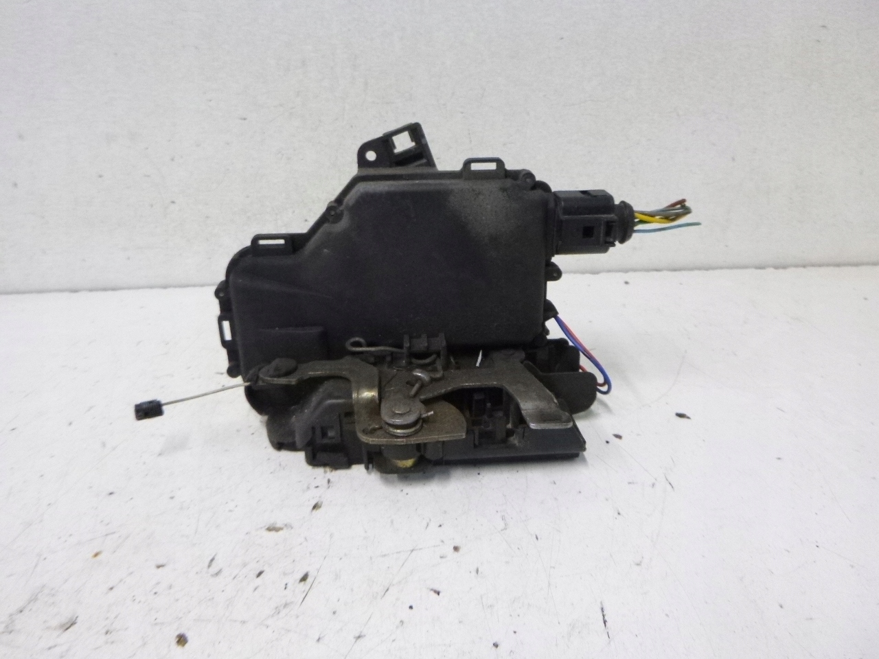 lock door rear part right Skoda Octavia 2004r.