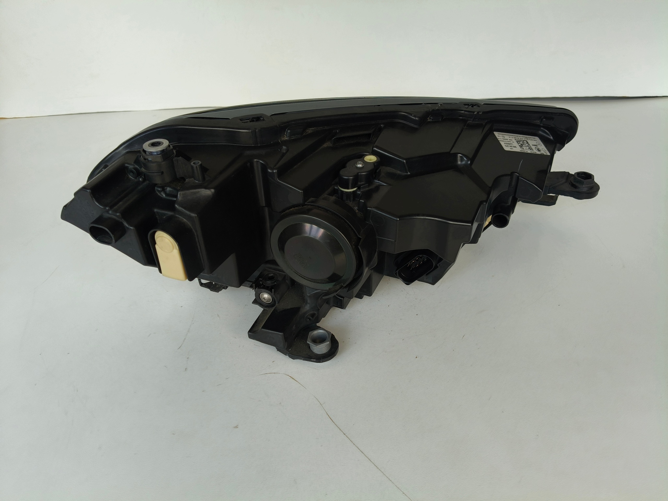 light left REFLEKTOR SKODA FABIA IV 4 6VA 20- LED