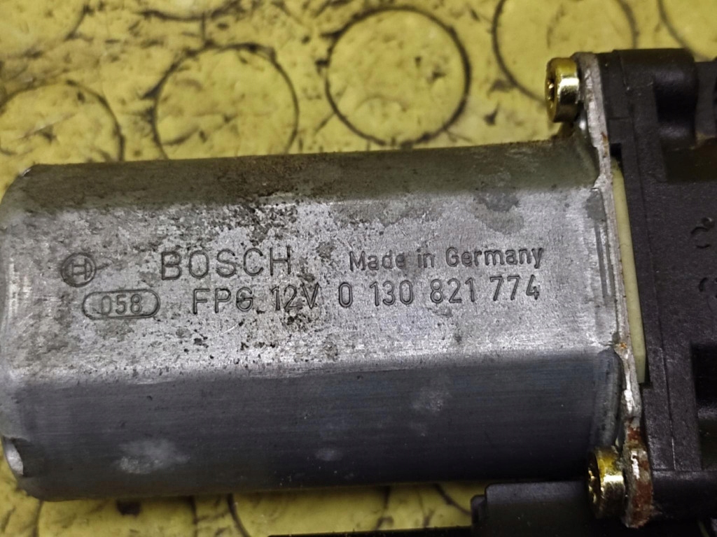 AUDI A6 C5 mini motor windows right front 0130821774