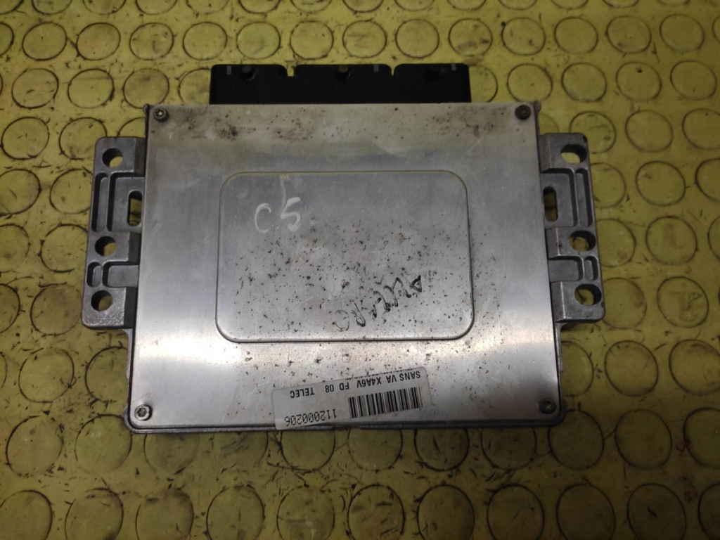 CITROEN C5 1.8 control unit of the engine 9643915380