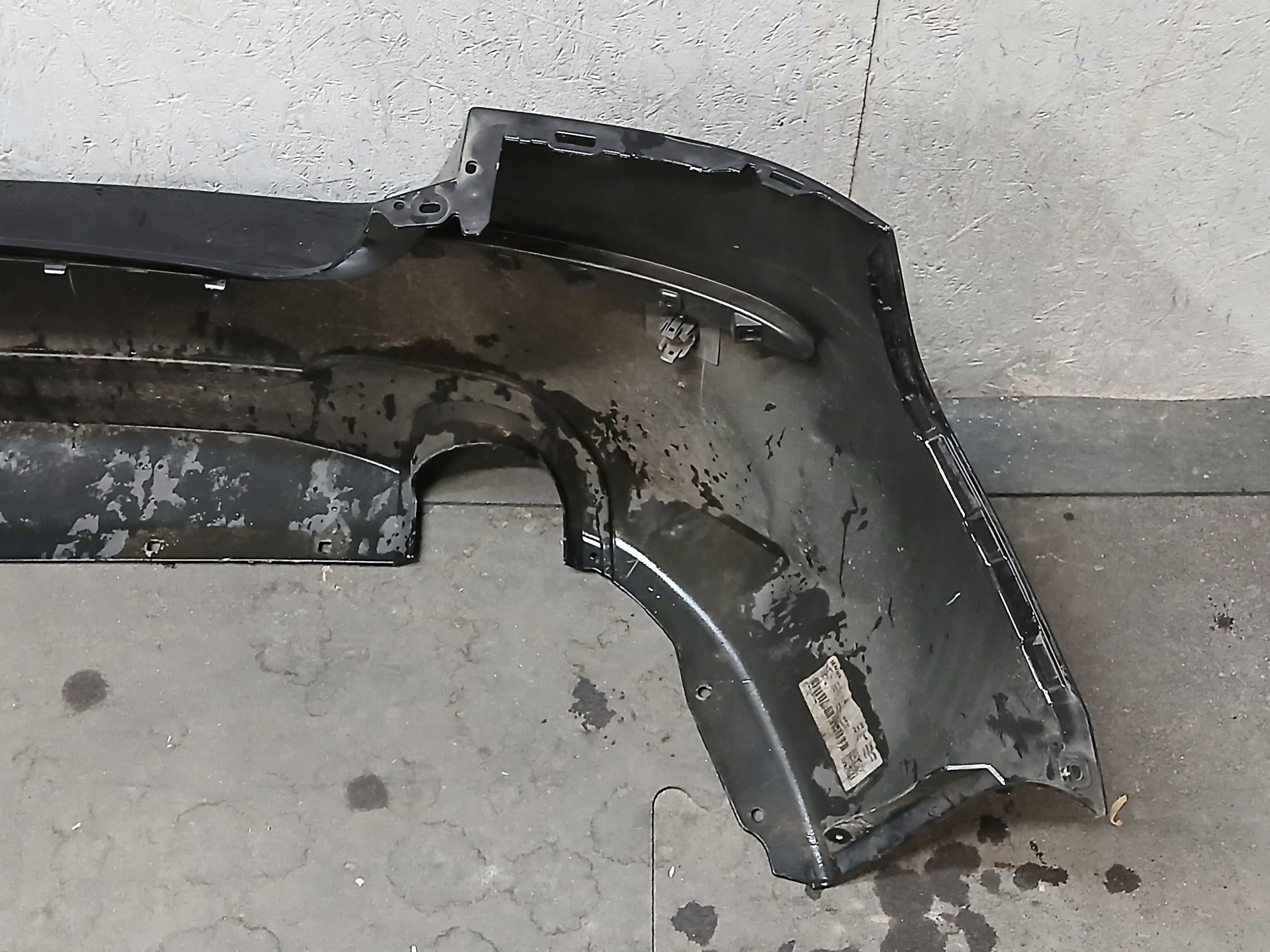 Stoßstange heck BMW und 1 F40