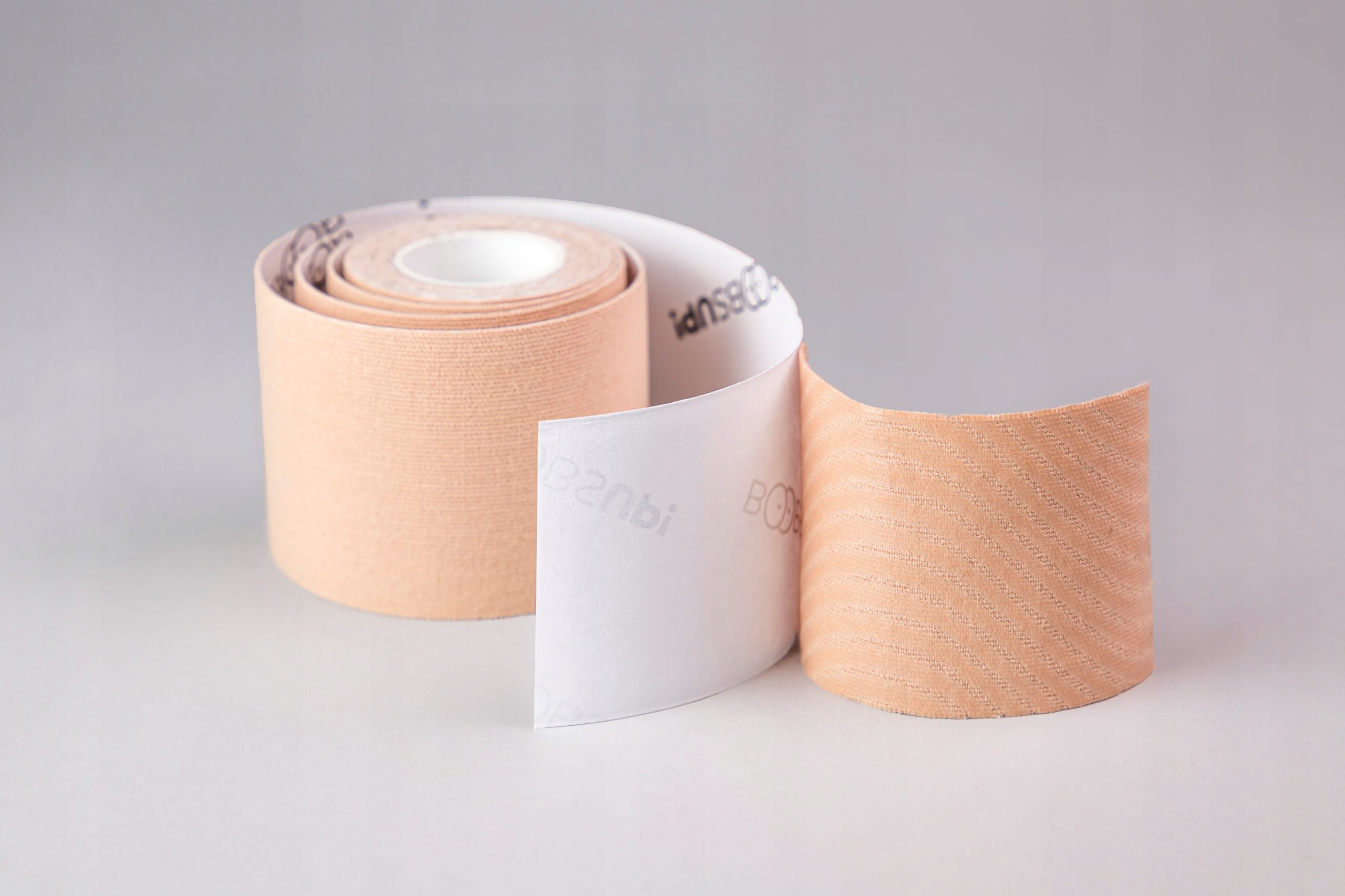 ORYGINALNA TAŚMA UNOSZĄCA BIUST MODELUJĄCA DEKOLT TAŚMA NA PIERSI Płeć kobieta