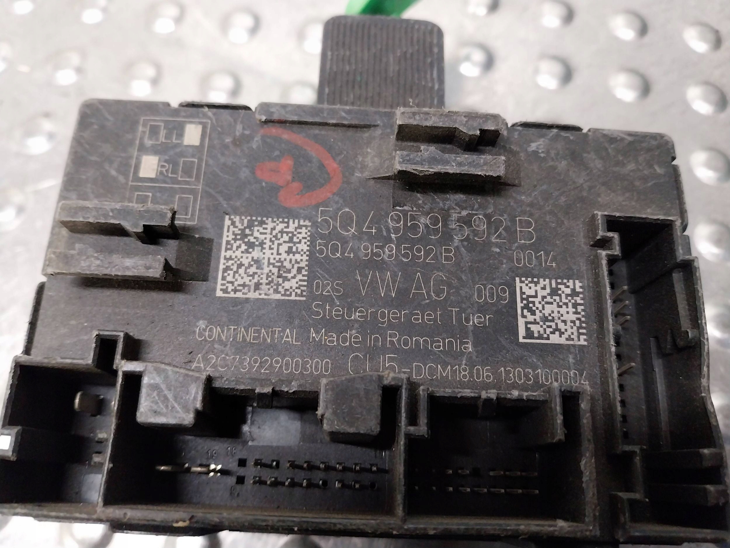 module control unit door right front 5Q4959592B LEON III OCTAVIA III A3 8V