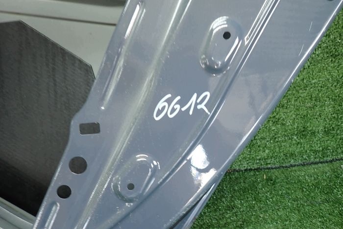 BMW U06 2 ACTIVE TOURER door right rear. rear part
