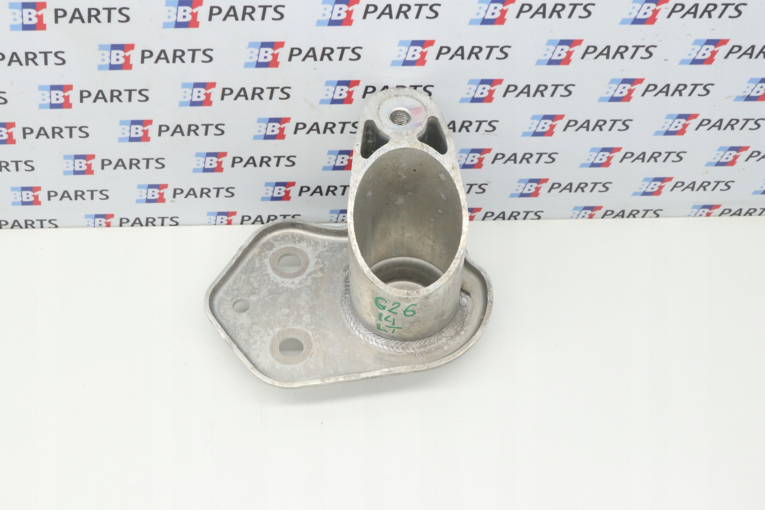 BMW G26 I4 Console Support plaque SANEK Droite Arrière 6895228