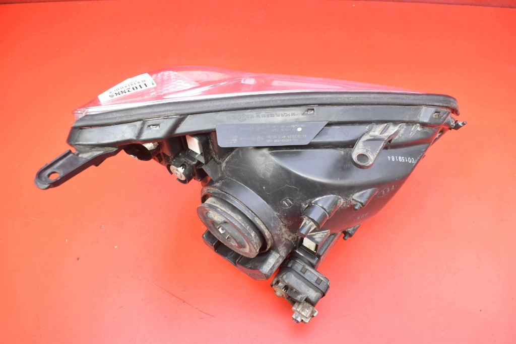 REFLEKTOR left light front EU TOYOTA RAV4 2 II 00-03
