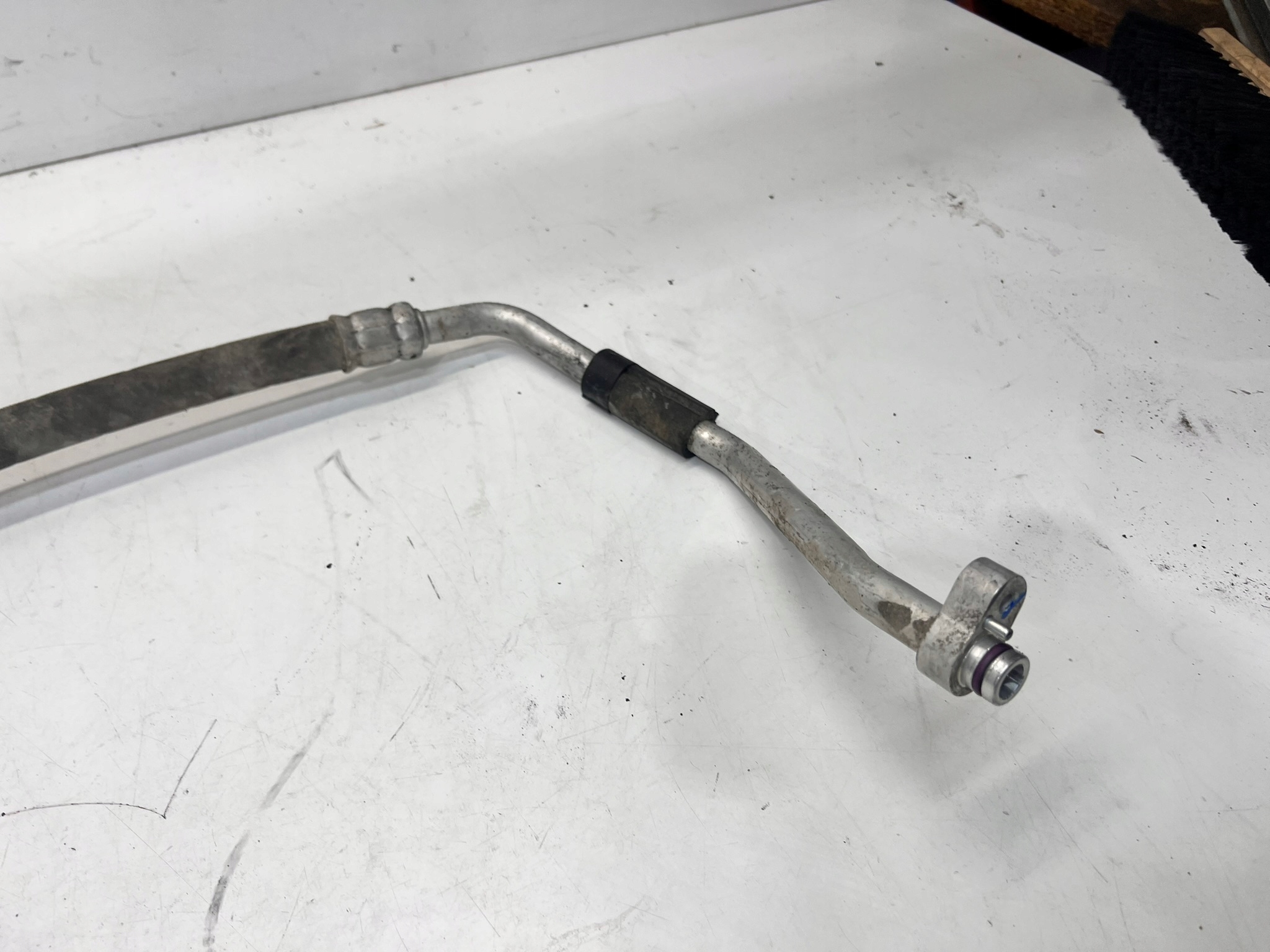 vedení hadice klimatizaci AUDI Q5 80A FY 80A816743BF