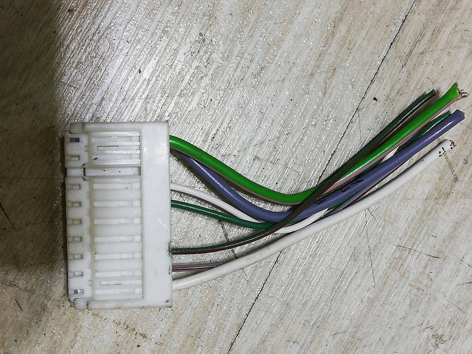 Connector Contact wiazki Tür tylnych Dacia Jogger