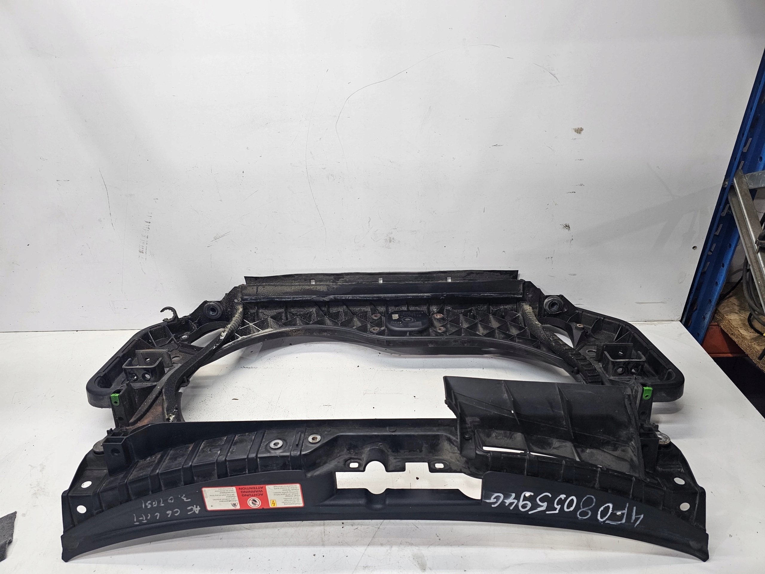 support panel for radiators unprotected AUDI A6 C6 LIFT 3.0 TFSI 4F0805594G original