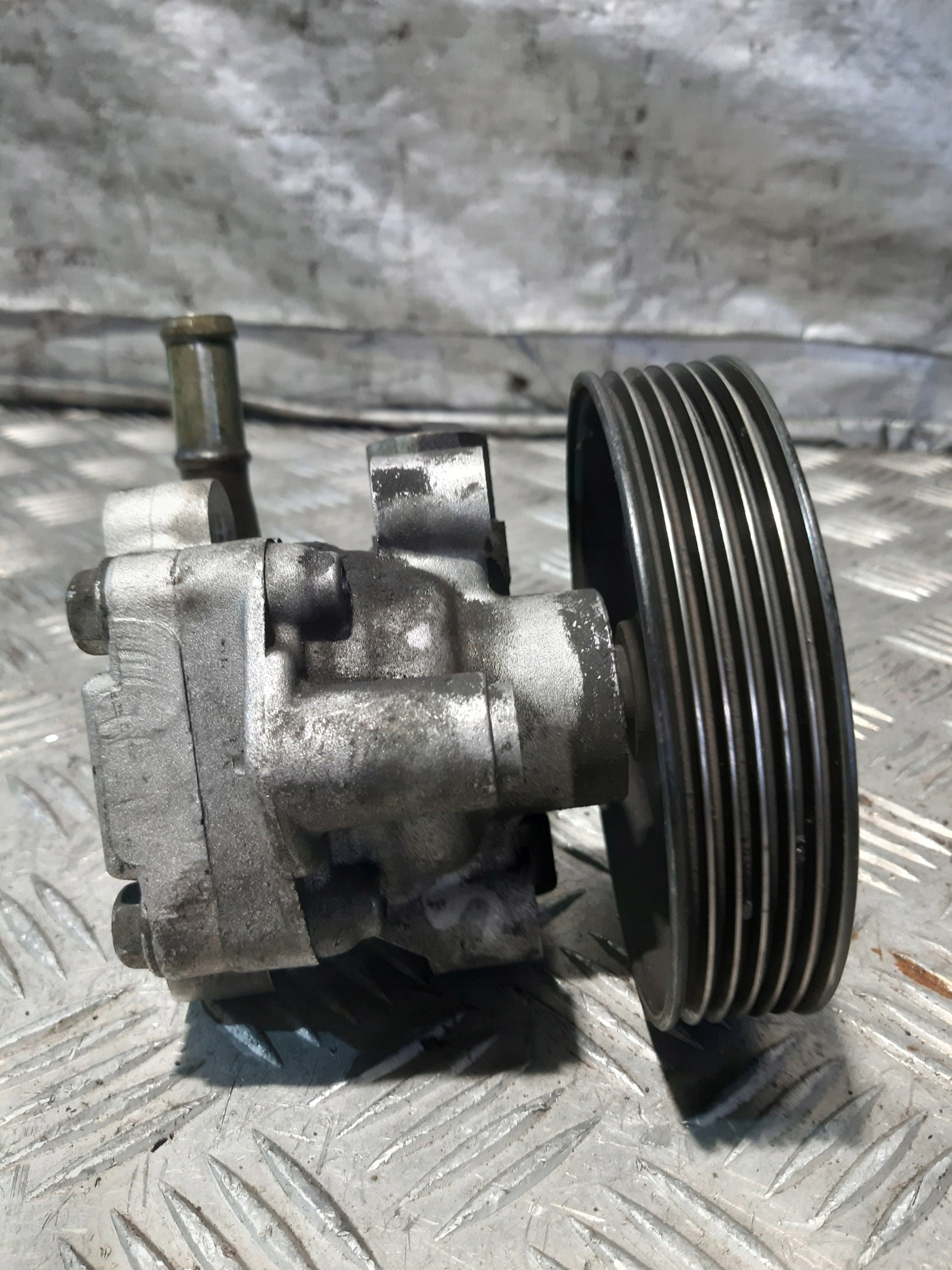 servo pump WRC Hyundai Santa Fe 2.0 CRDI