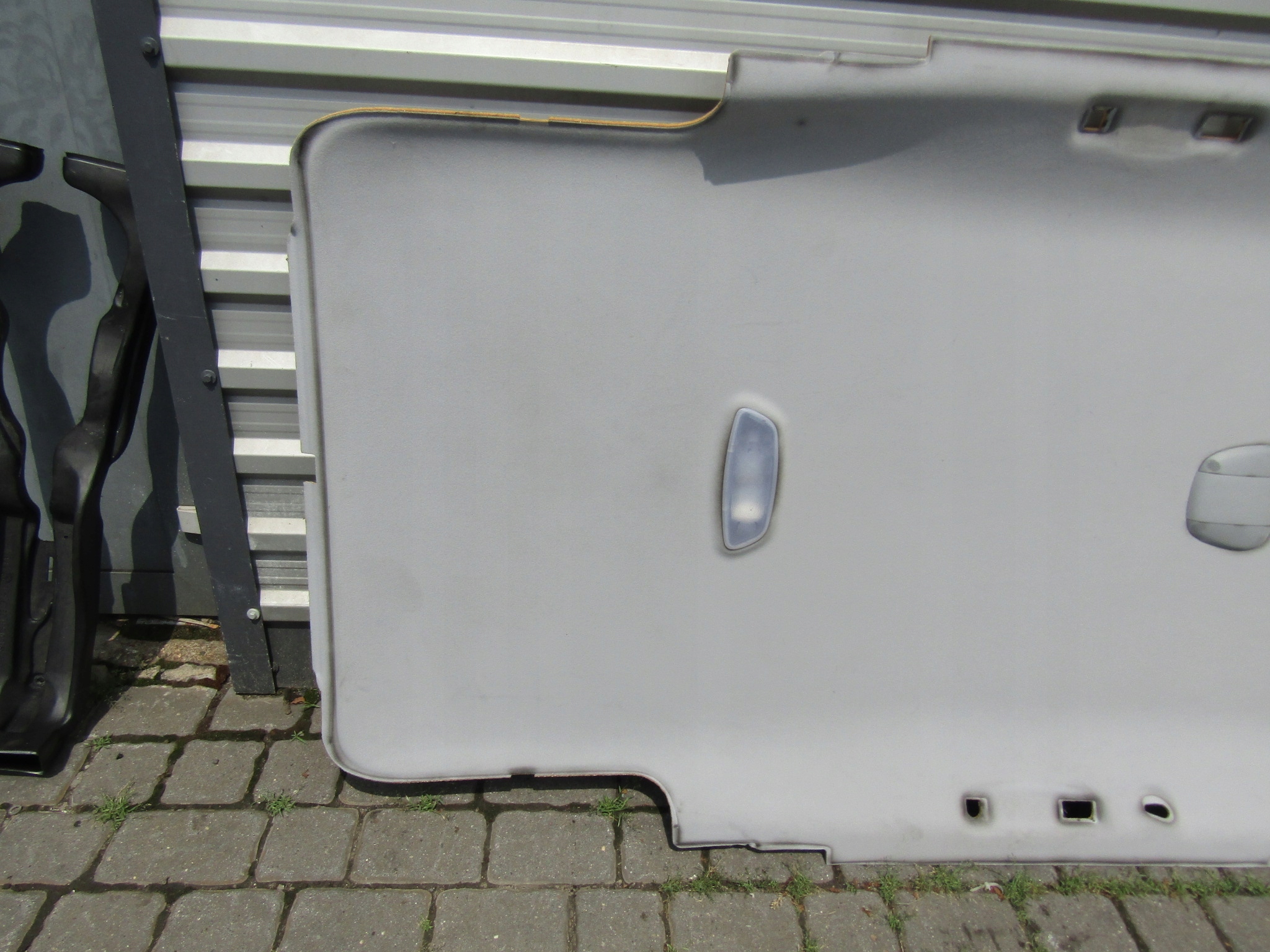 3 MERCEDES W210 LIFT KOMBI PODSUFITKA SZARA 99-02 Numer katalogowy części 2106905850