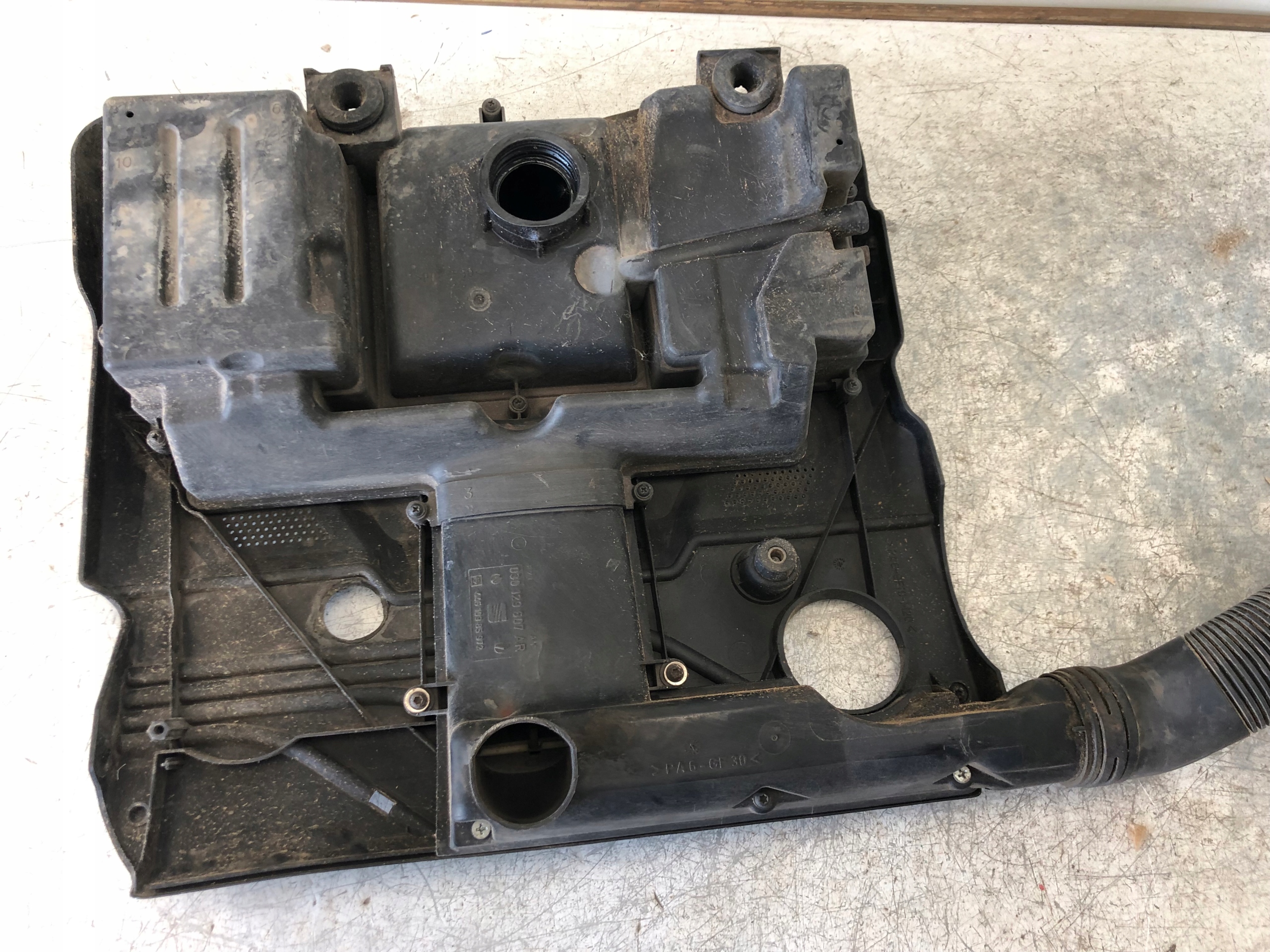 fedél motorfedél SEAT 030129607AR