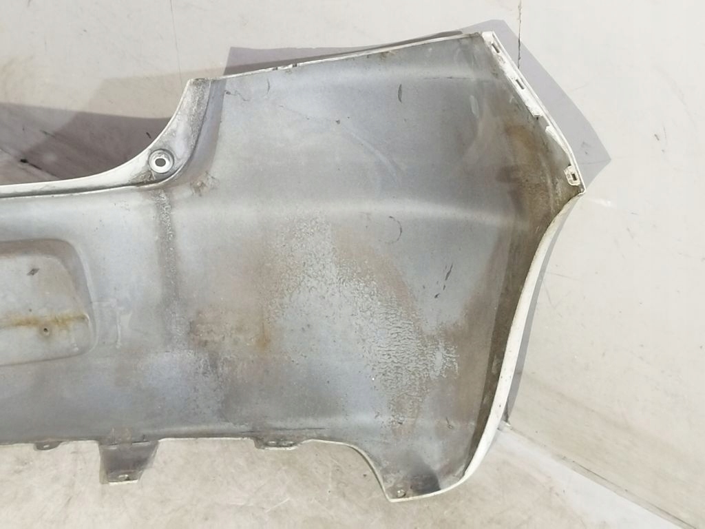 Toyota Yaris II 2 bumper rear part rear 068