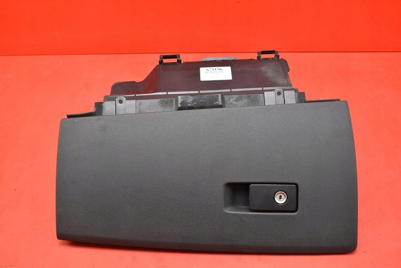 бардачок пассажира европа volvo S70 V70 3 III 08R