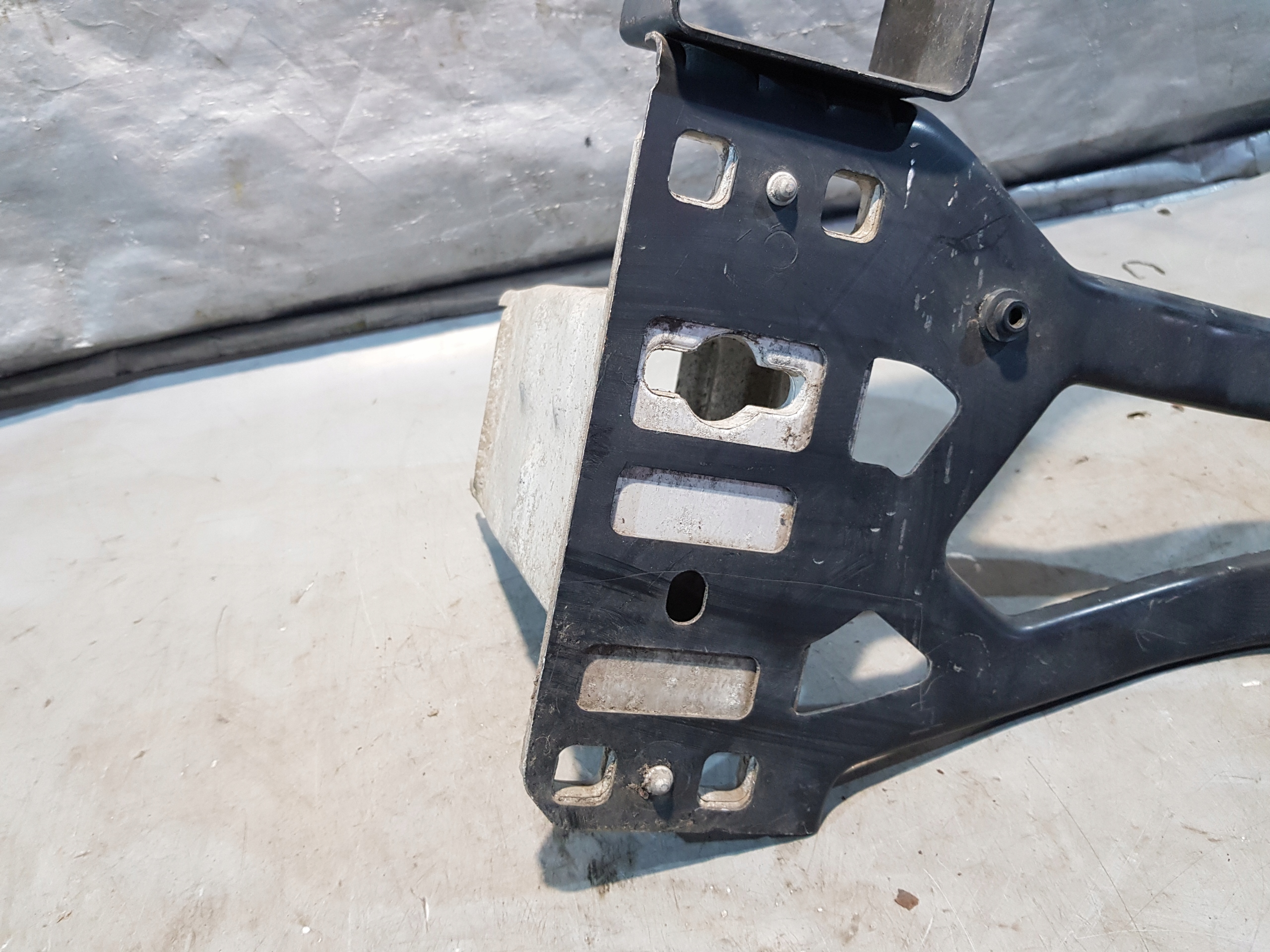 pillar OKULAR right BMW E60 right 7033732
