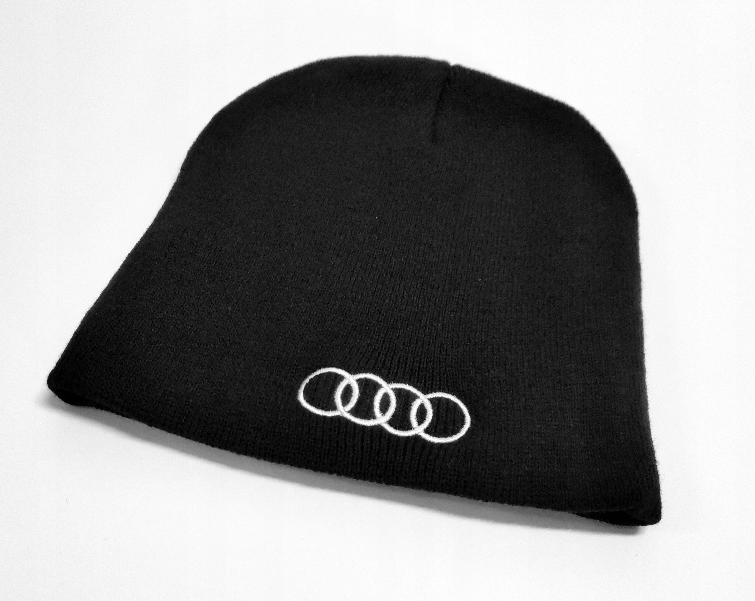 

Audi- zimowa czapka z haftem