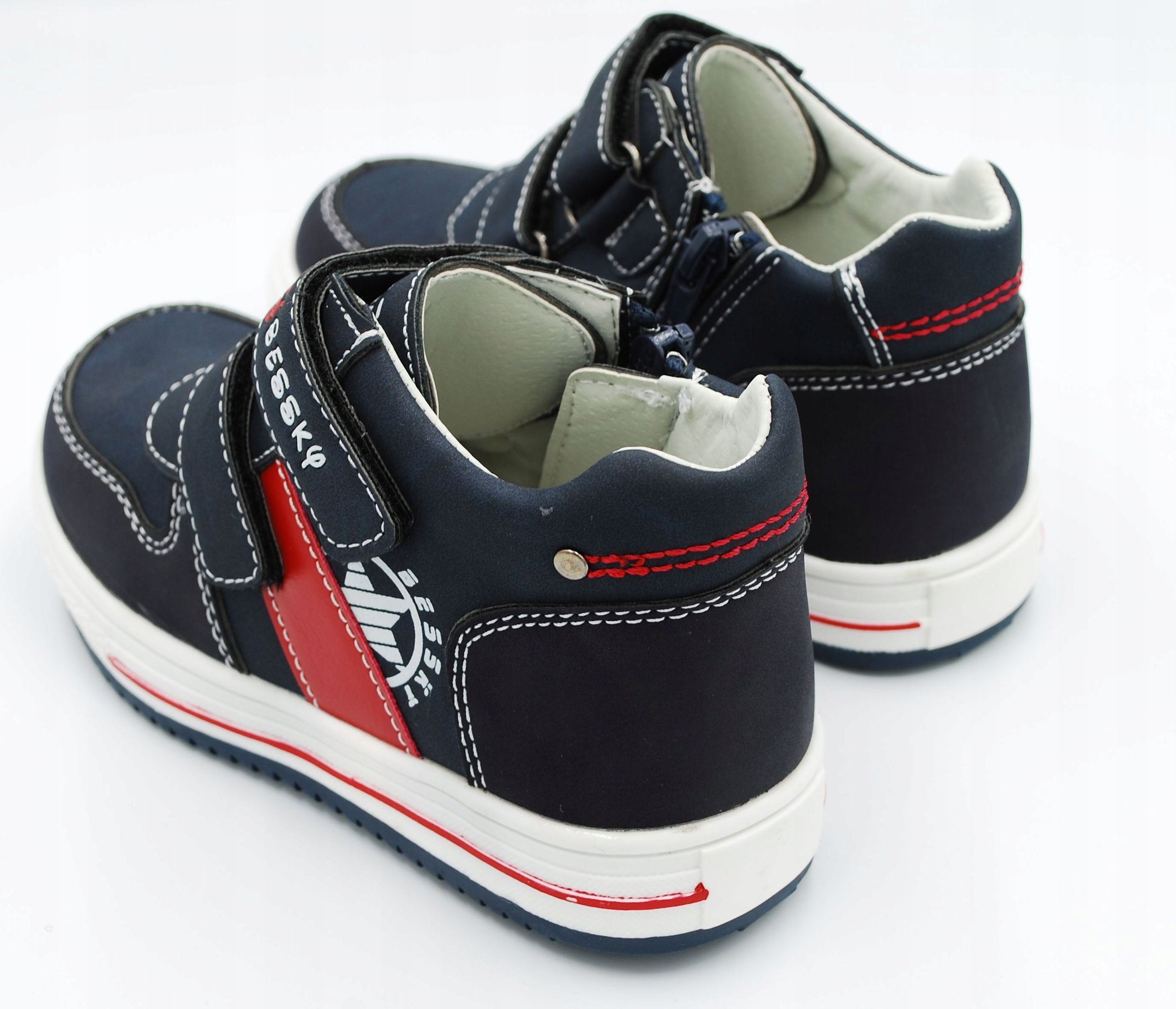 PRZEJŚCIOWE TRZEWIKI w.skóra profil r.32 / 20,7cm Płeć chłopcy