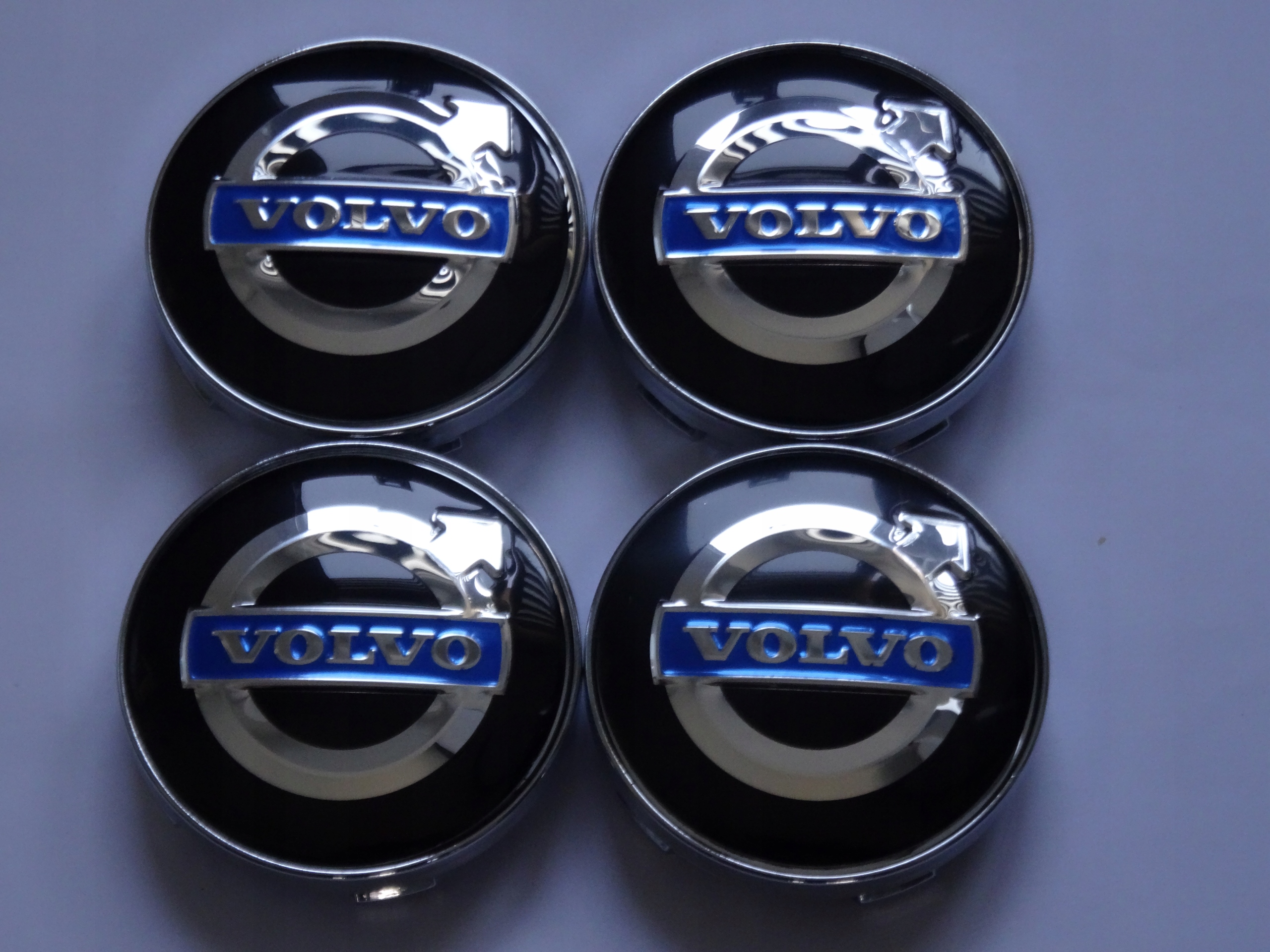 

4x Dekielki Emblematy na felgi Volvo 60 mm czarne
