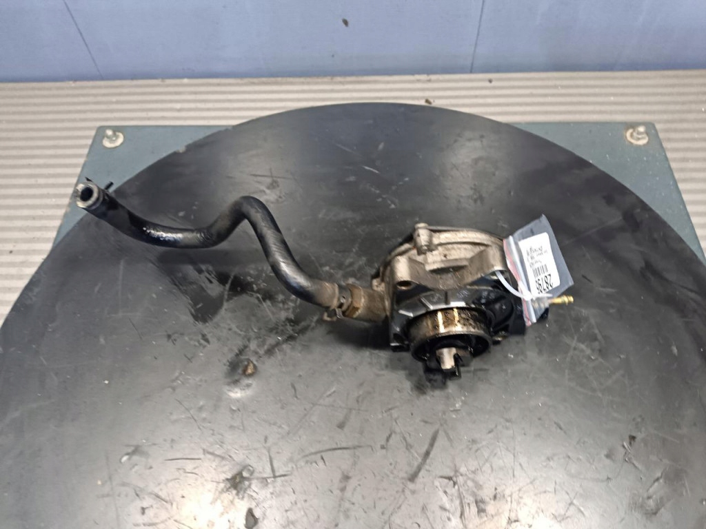 opel ANTARA a 2.0 насос вакум 9140307520