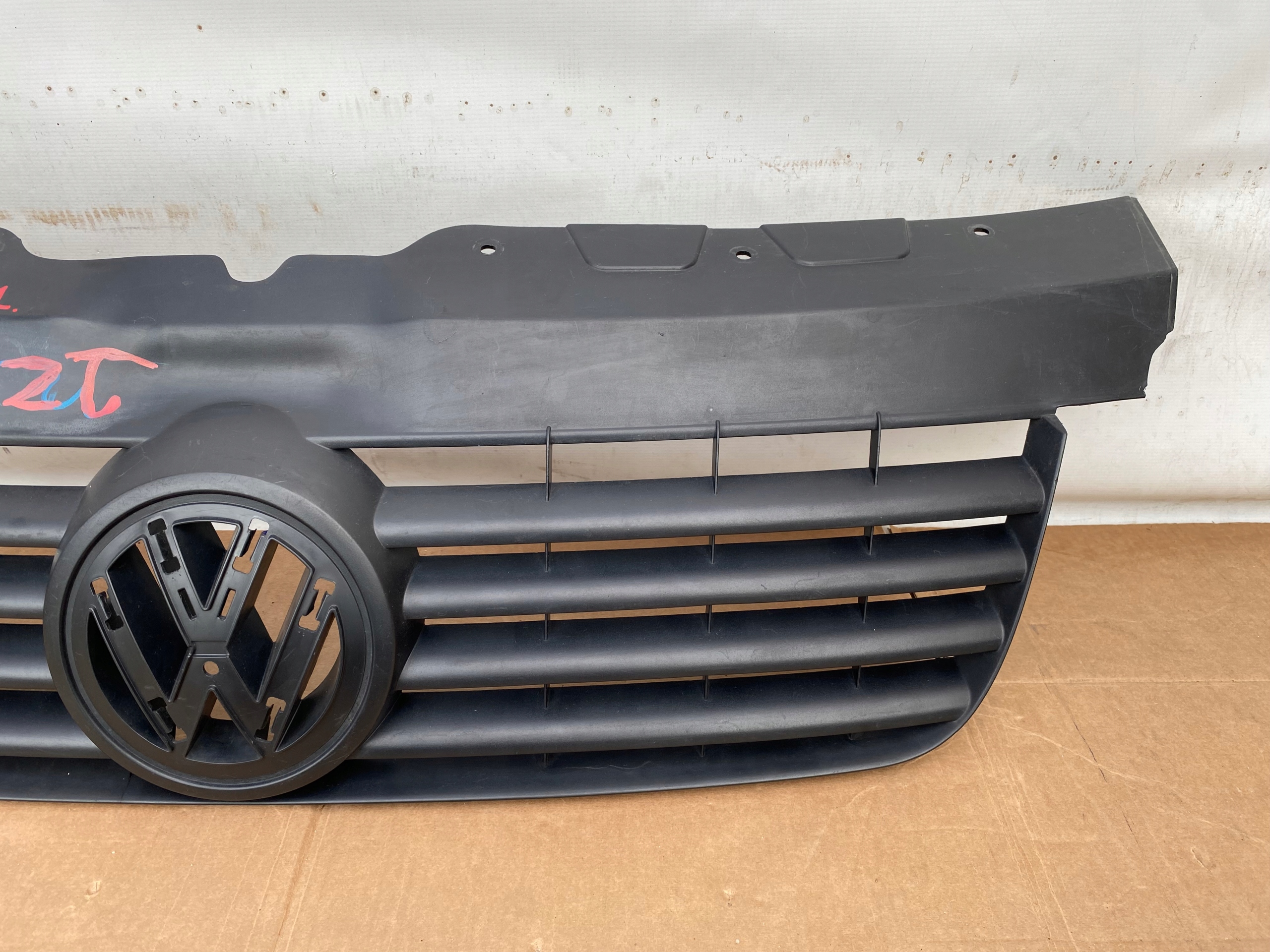 VW T5 CARAVELLE MULTIVAN 03- Grille Original 7H0807101