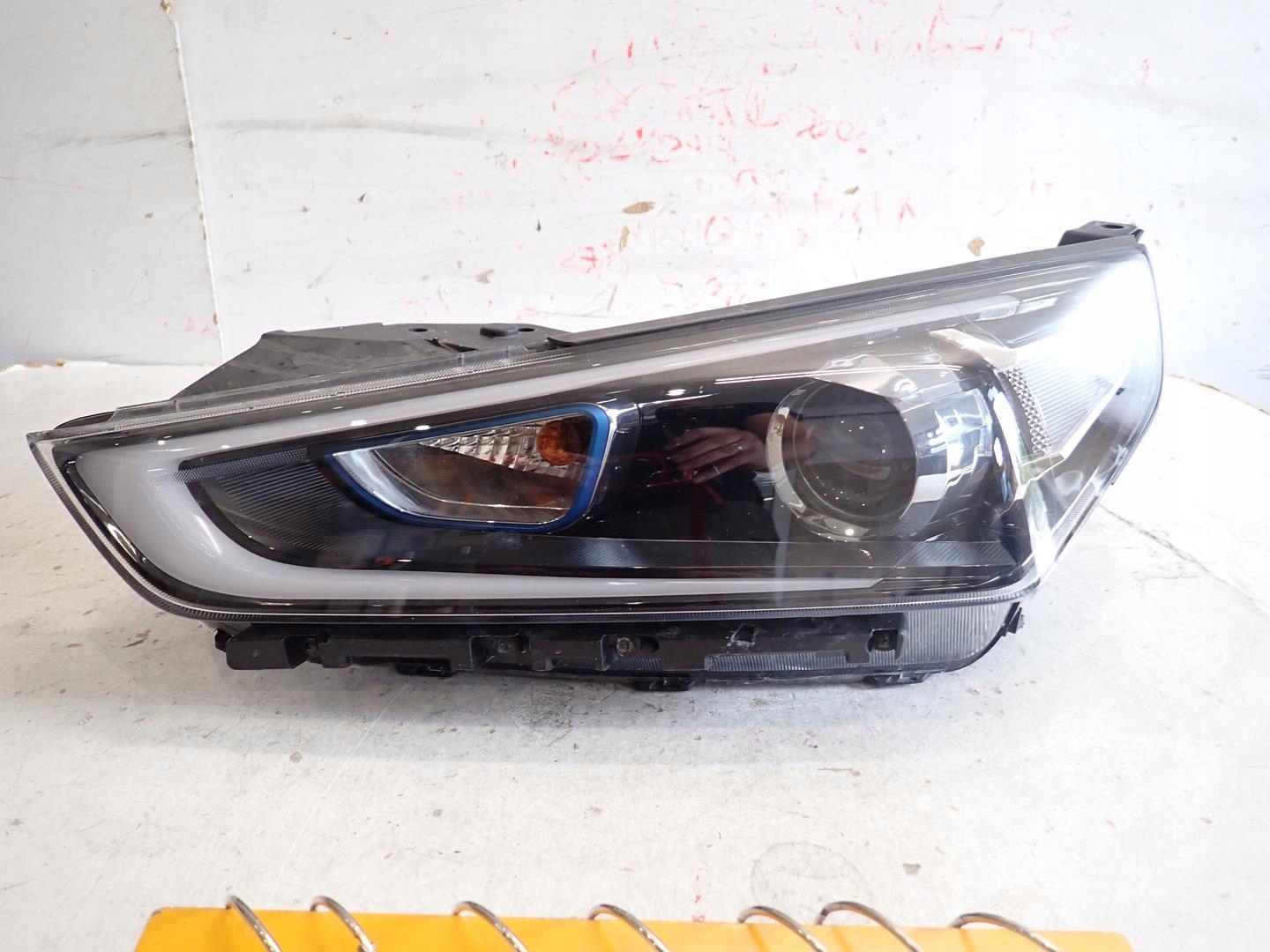 light front front left HYUNDAI IONIQ 2016- XENON 92101-G2