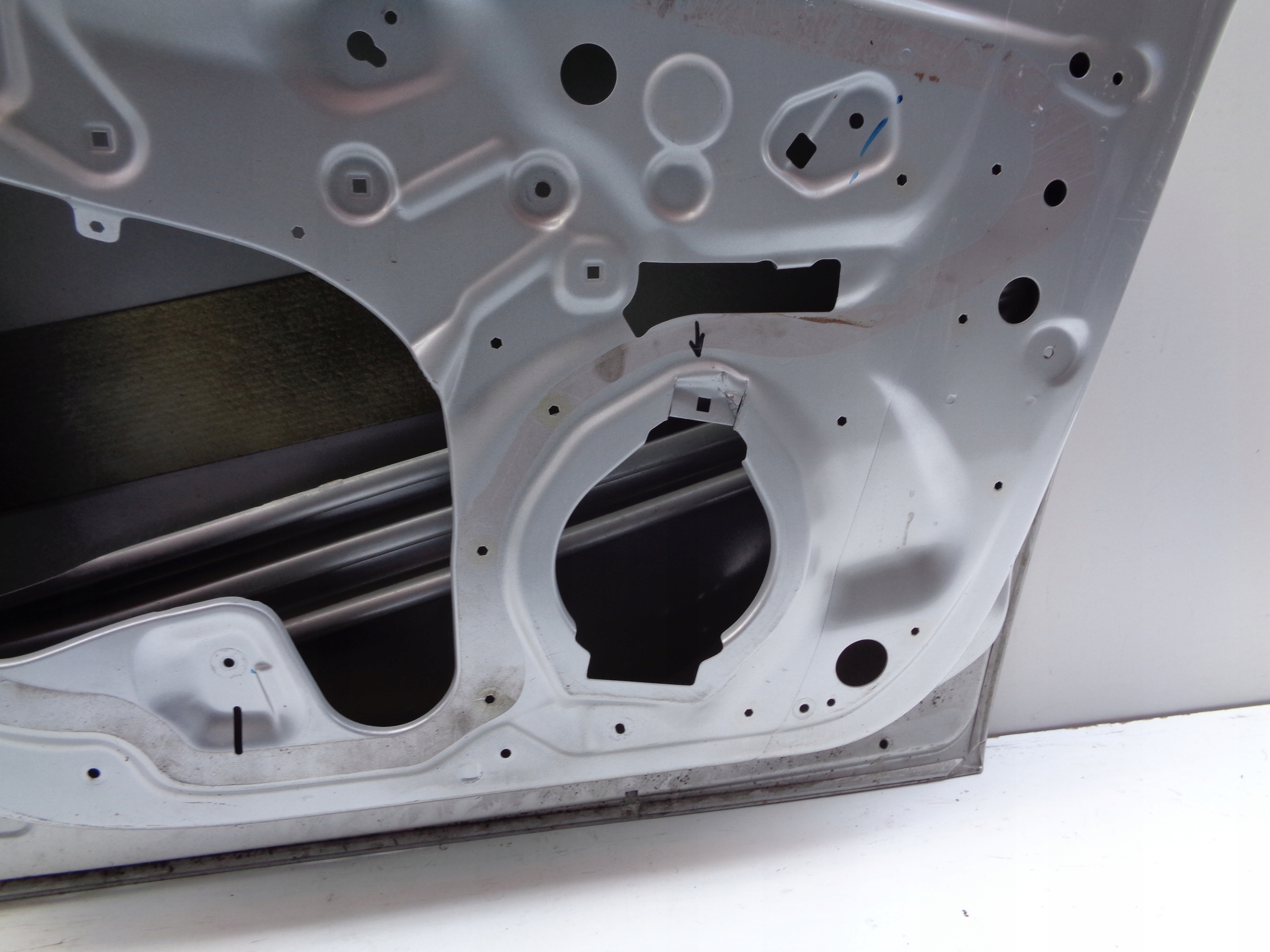 door left front OPEL MERIVA B 10- NR 47008