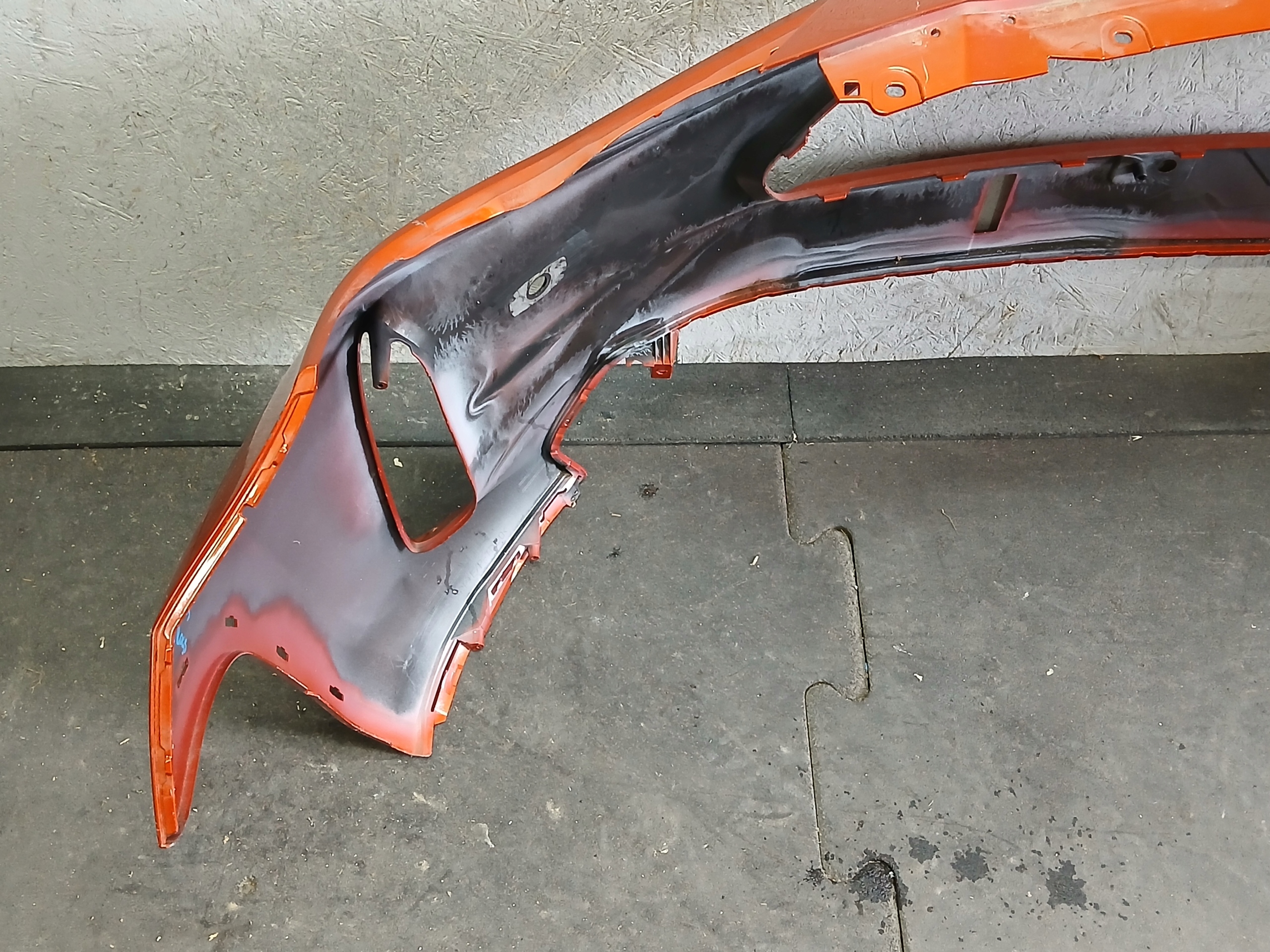 bumper front TOYOTA YARIS CROSS