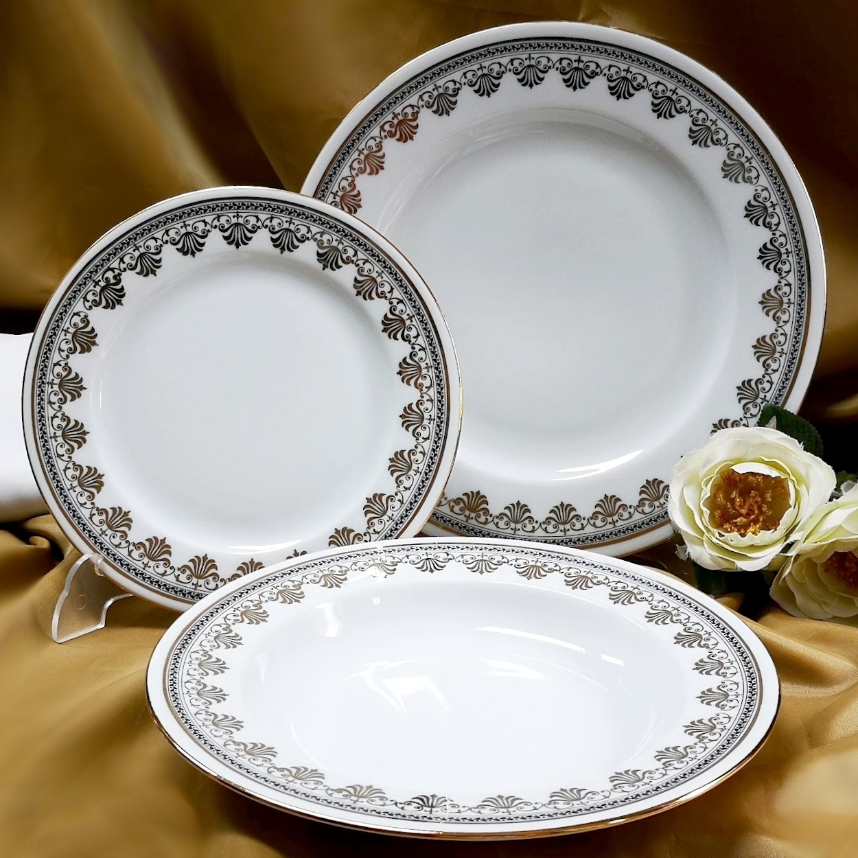 038 Nina Serwis Obiadowy 6/18 Chodzież Porcelana