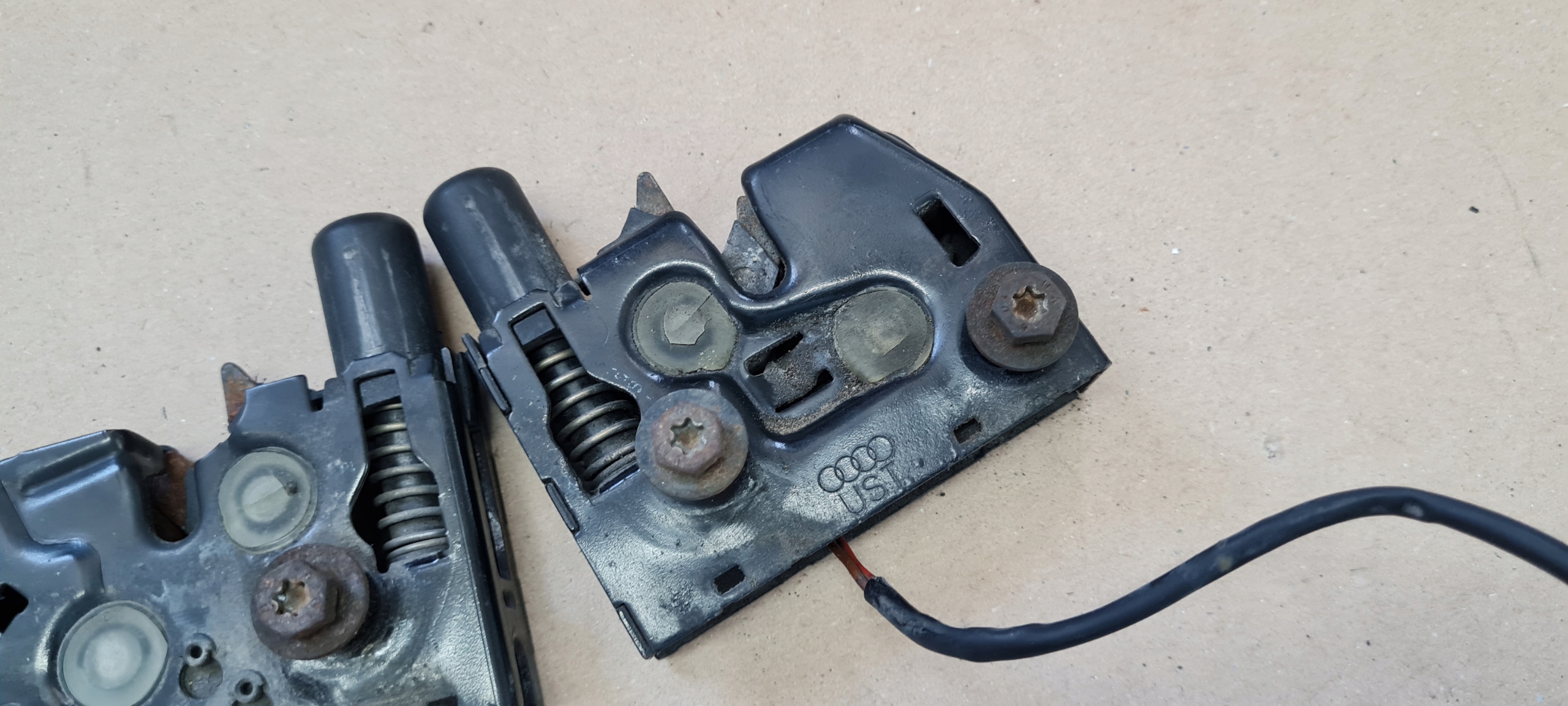 A6 C7 4G bonnet latch lock front 4G0823509C A7 4G S7