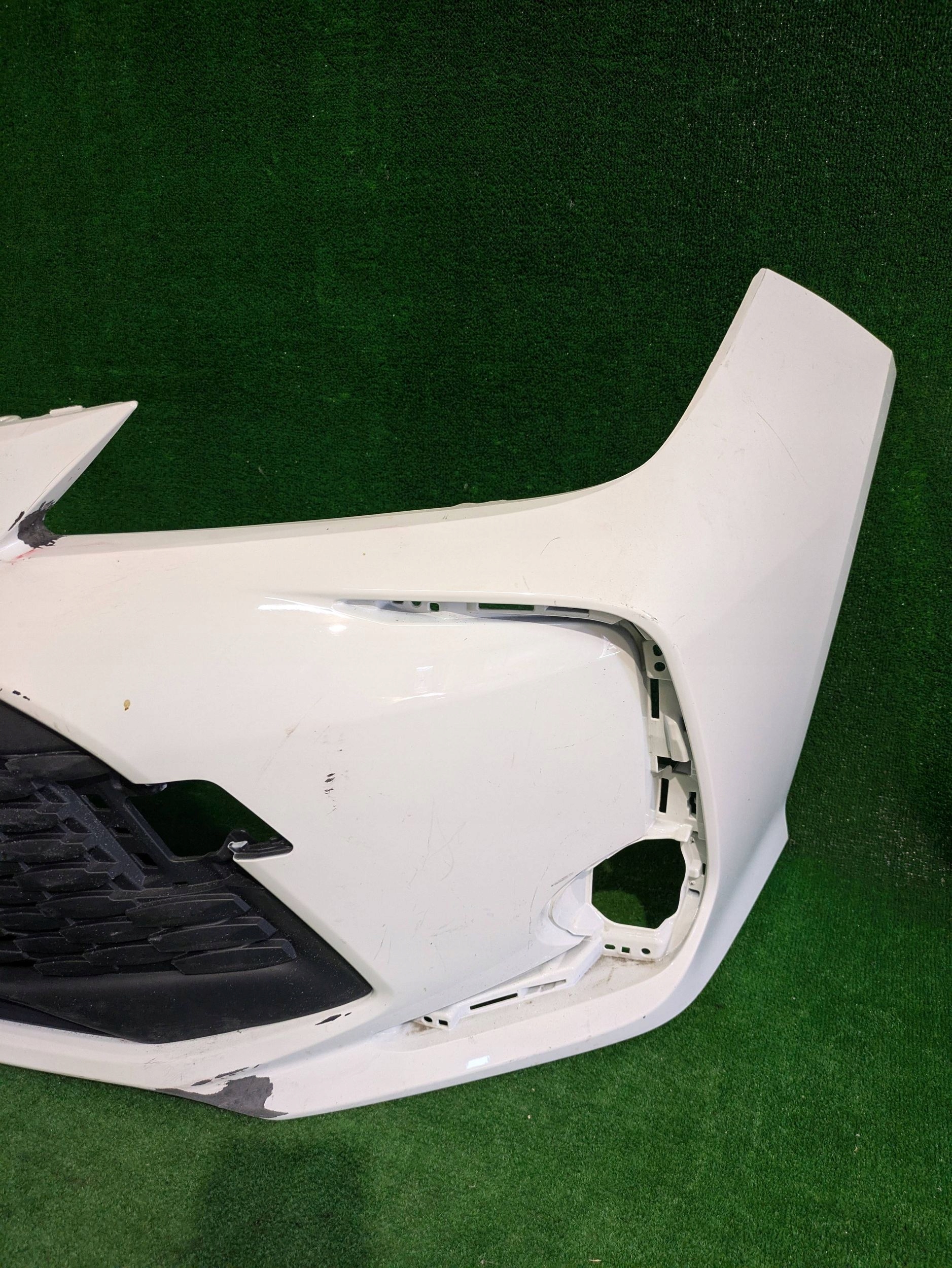 front bumper front TOYOTA COROLLA E21 sedan LIFT