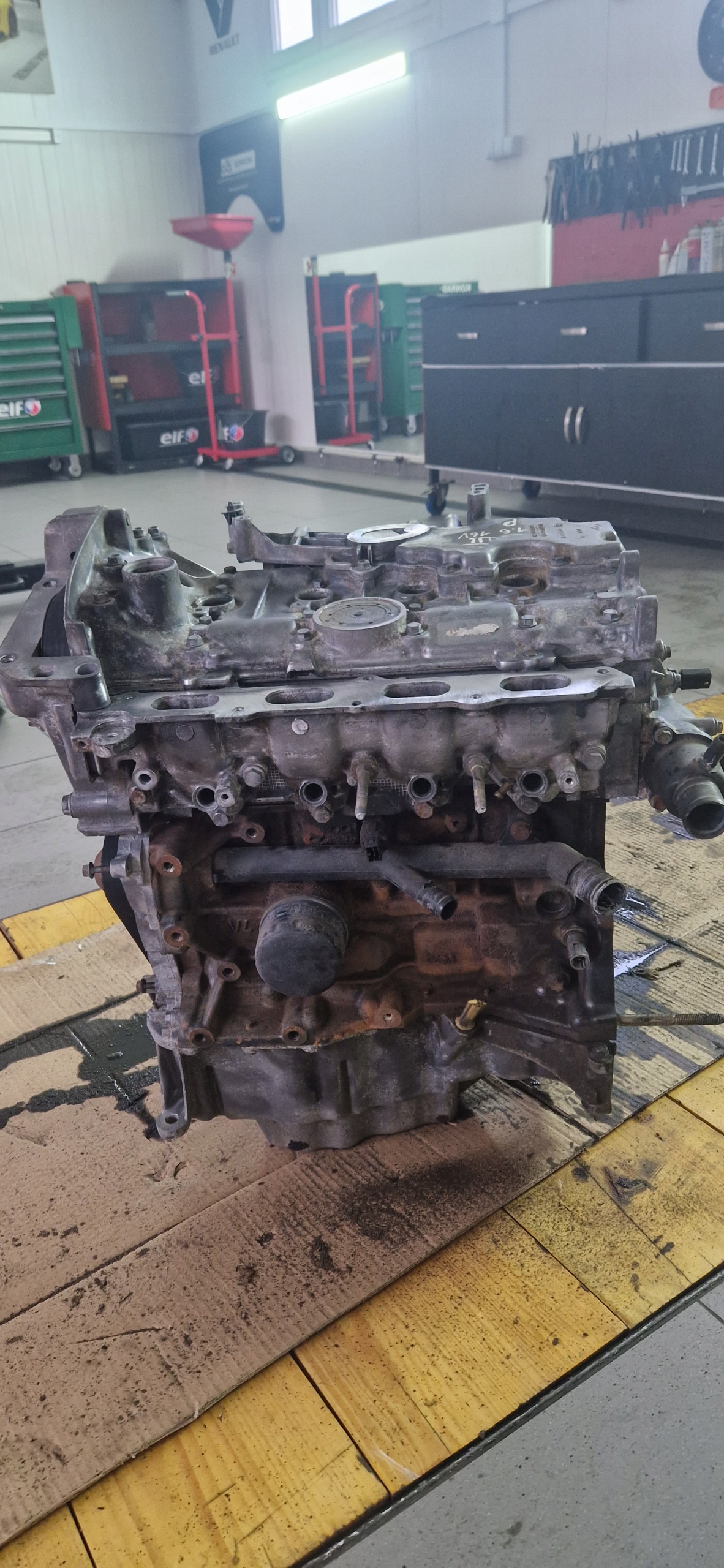 Двигатель renault 1.6 16V K4M 744