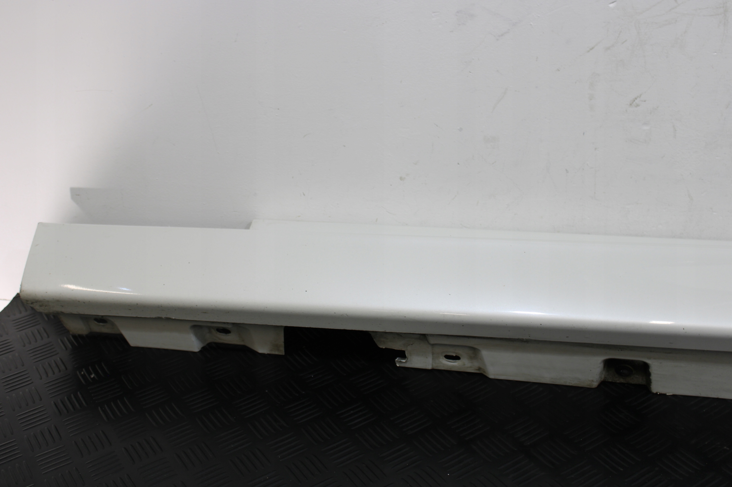 cap threshold left threshold left BMW 5 F10 F11 LIFT 2,0XD 7184773