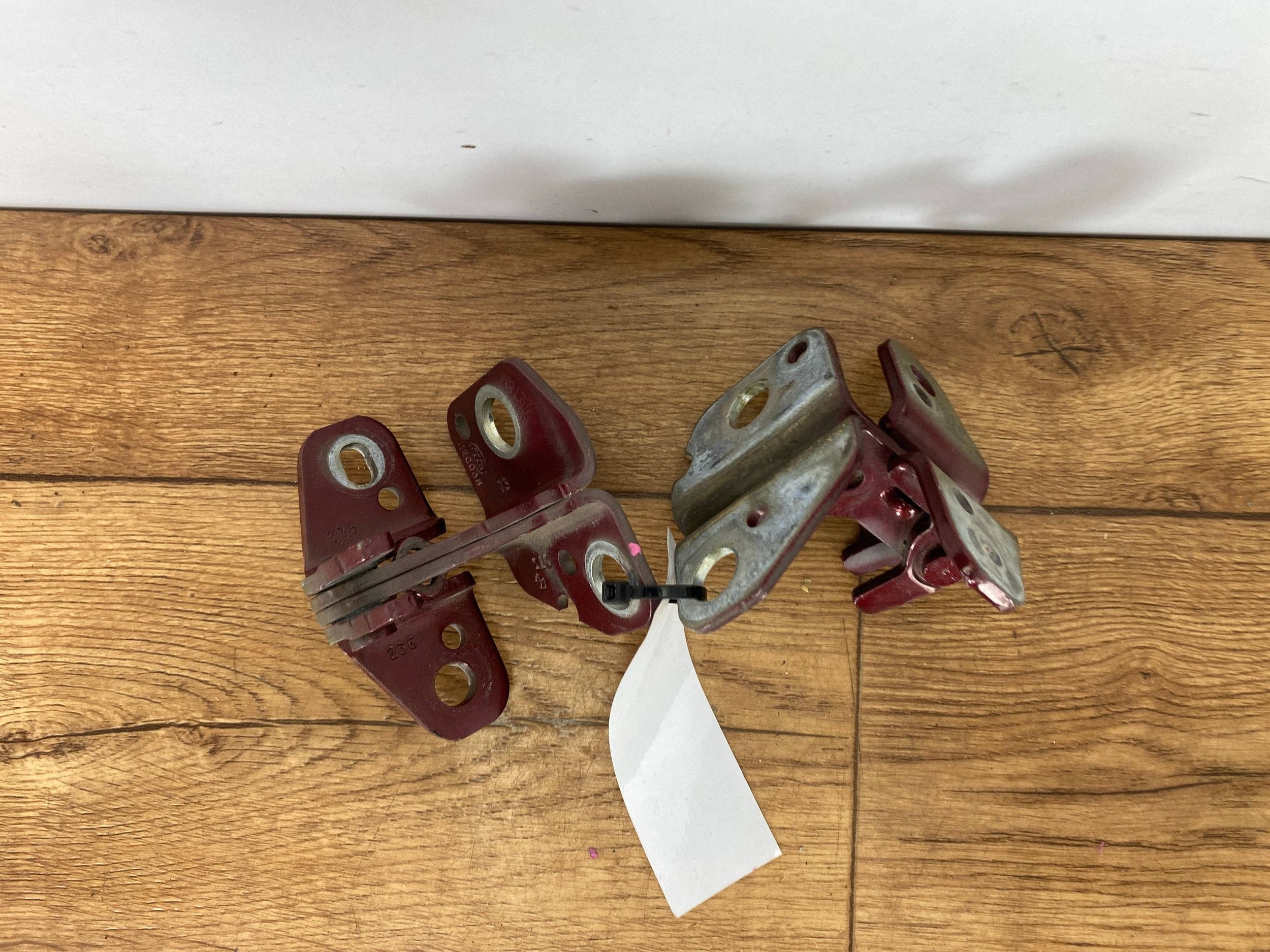 hinges door przednich left Dodge Ram 1500 DT 2019+