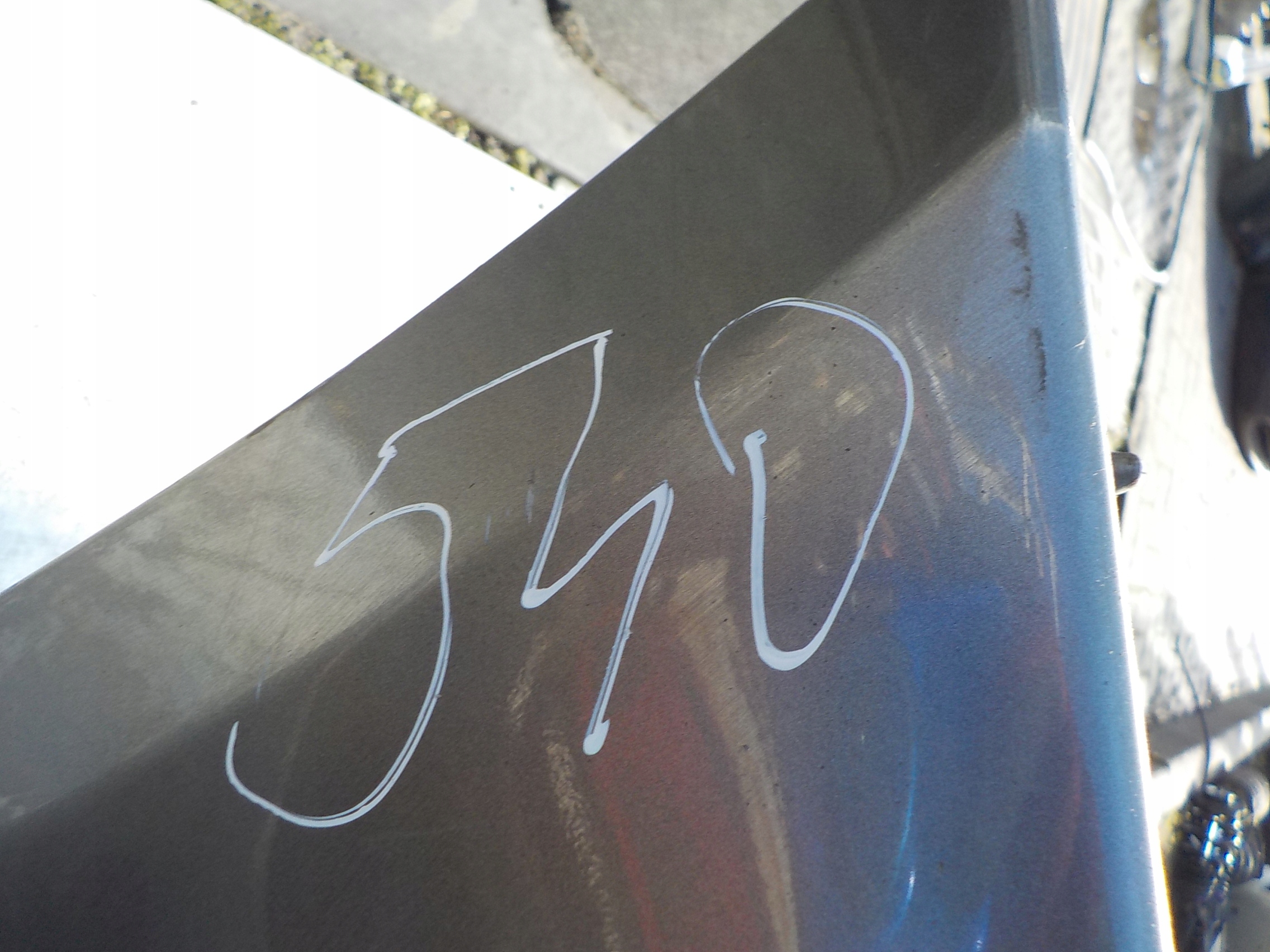 540 KIA SEDONA bumper front front