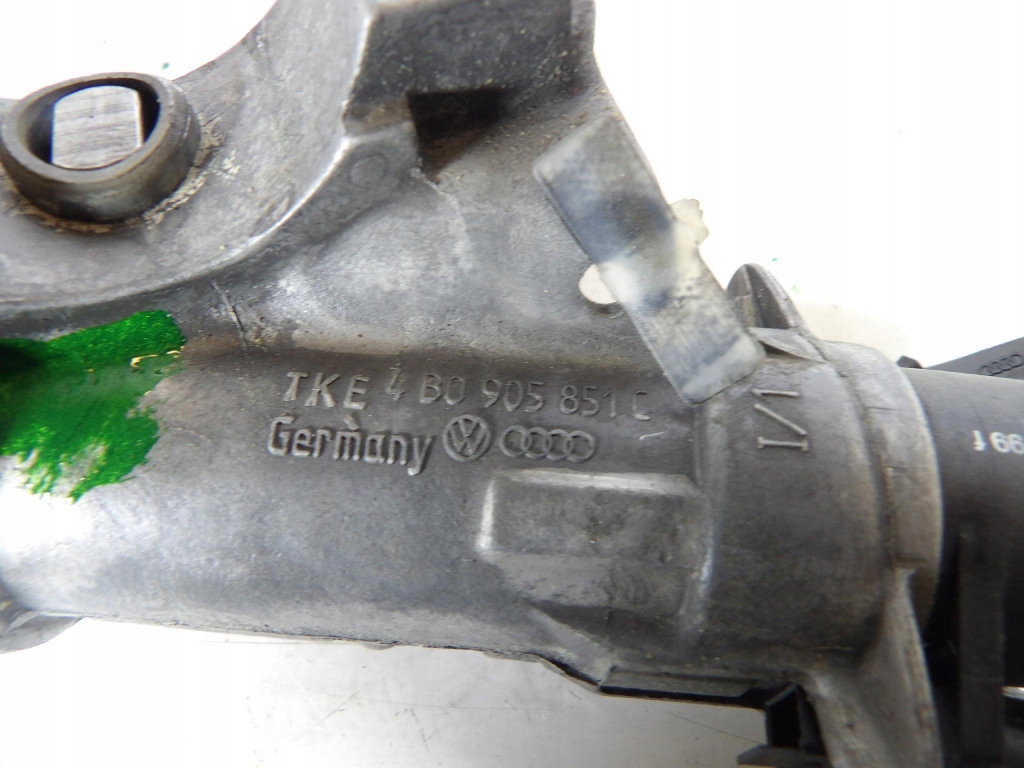 AUDI A4 B5 1.9TDI Accensione 4B0905851C