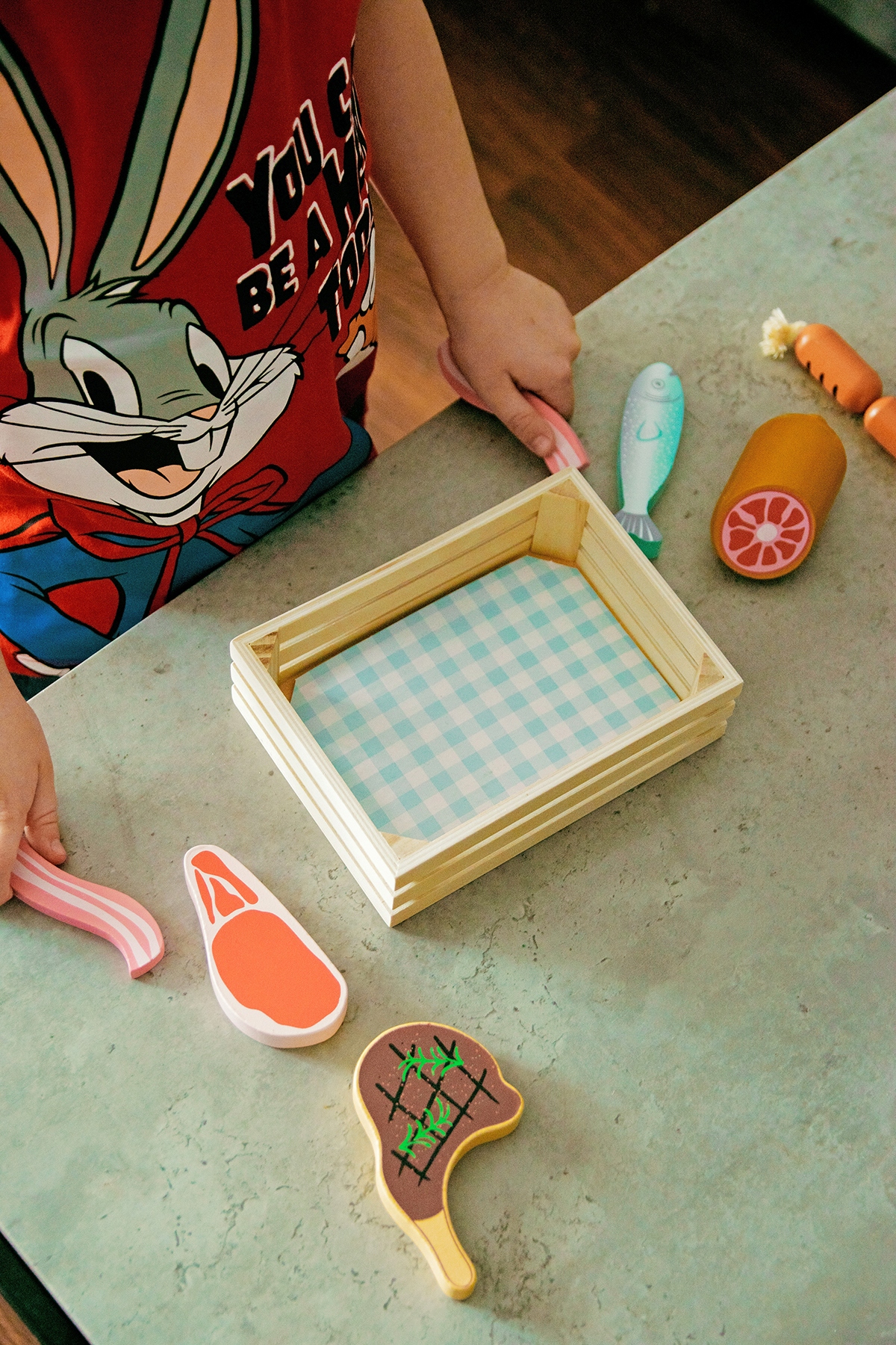 Zabawkowy Drewniany Koszyk Z Mięsem i Rybą Zabawka Edukacyjna dla Dzieci Rodzaj inna żywność